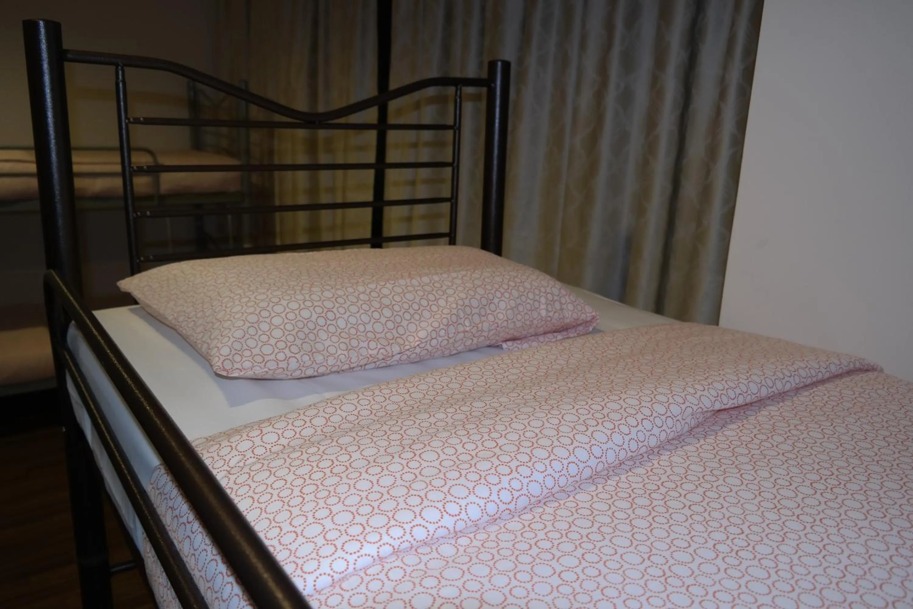 bunk bed in Resort Hostel In City