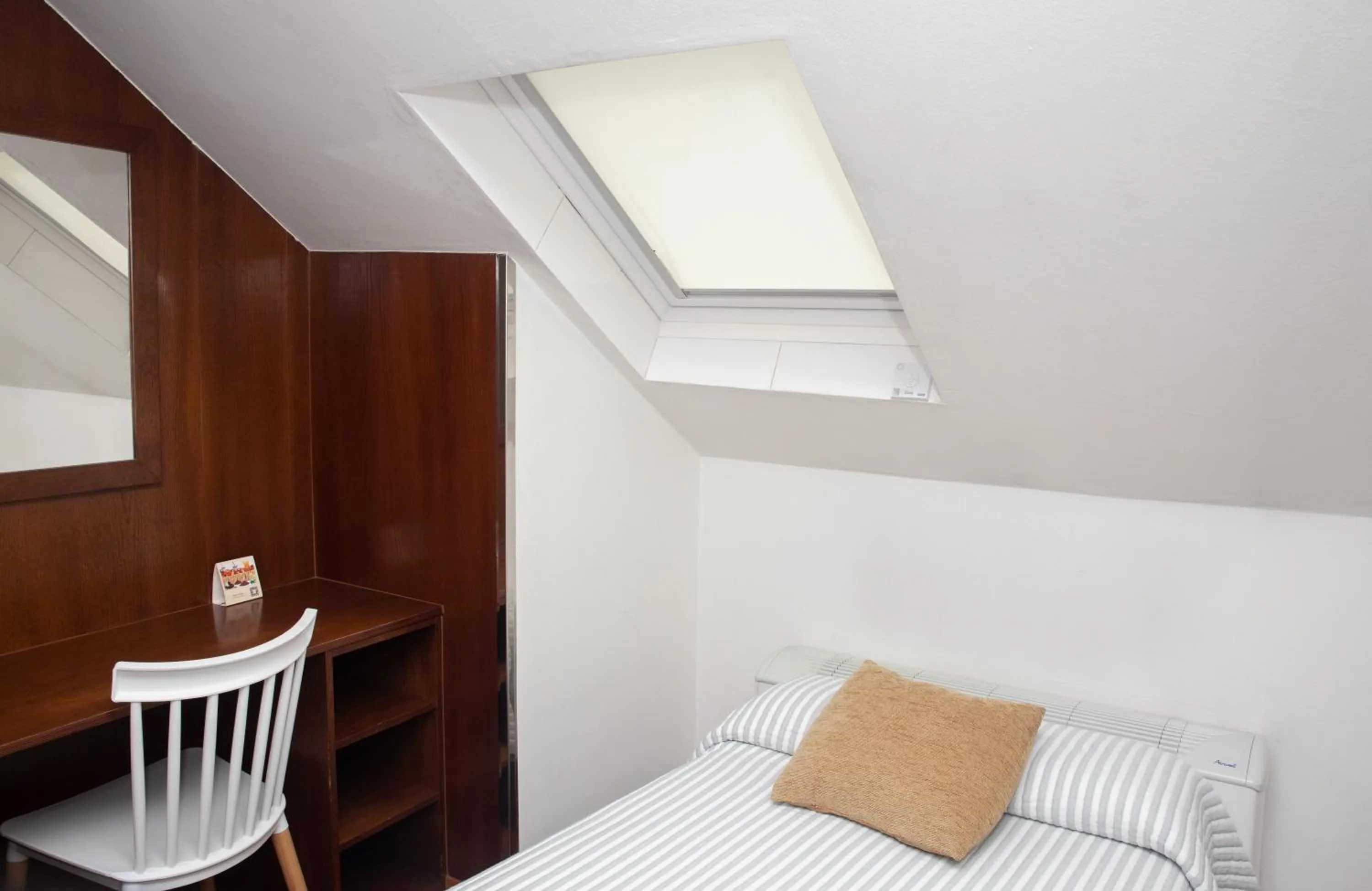 Bed in Hotel Restaurante Rúas