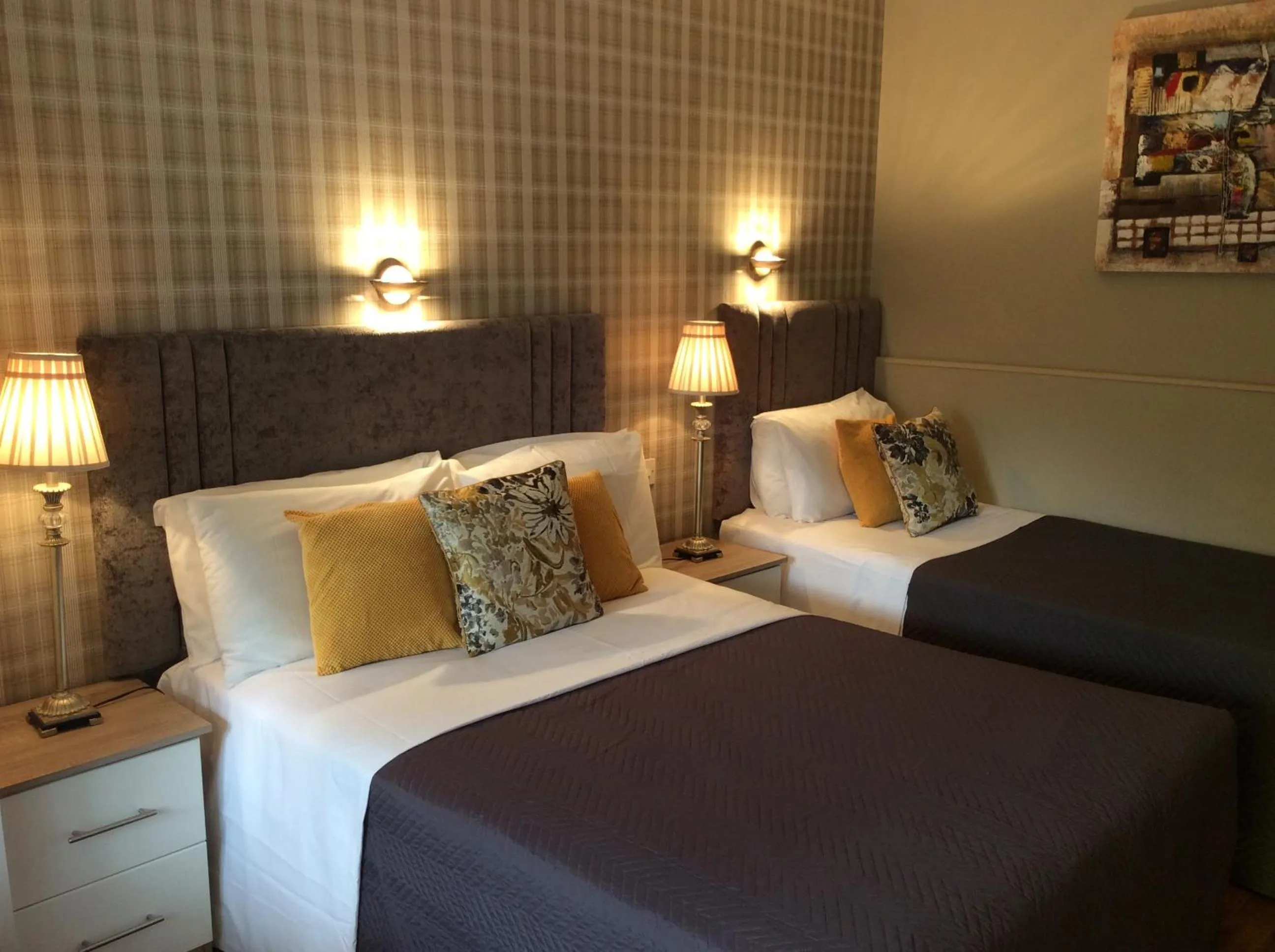 Bedroom, Bed in The Gardens B&B