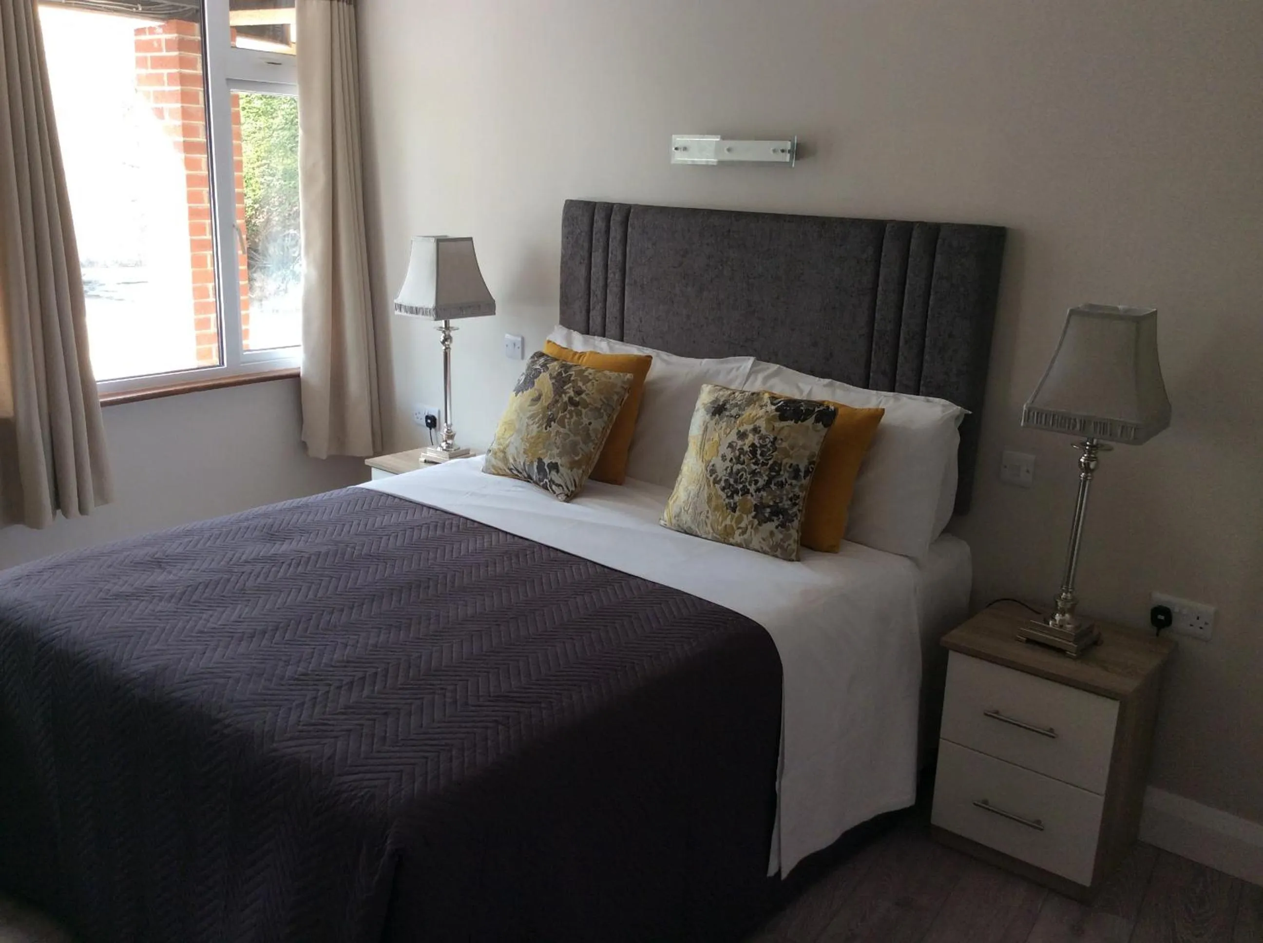 Bedroom, Bed in The Gardens B&B