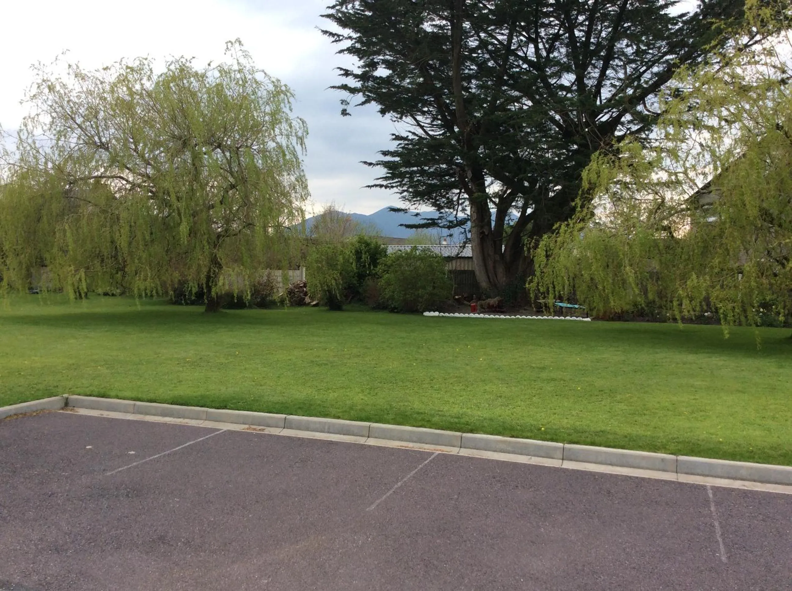 Garden in The Gardens B&B