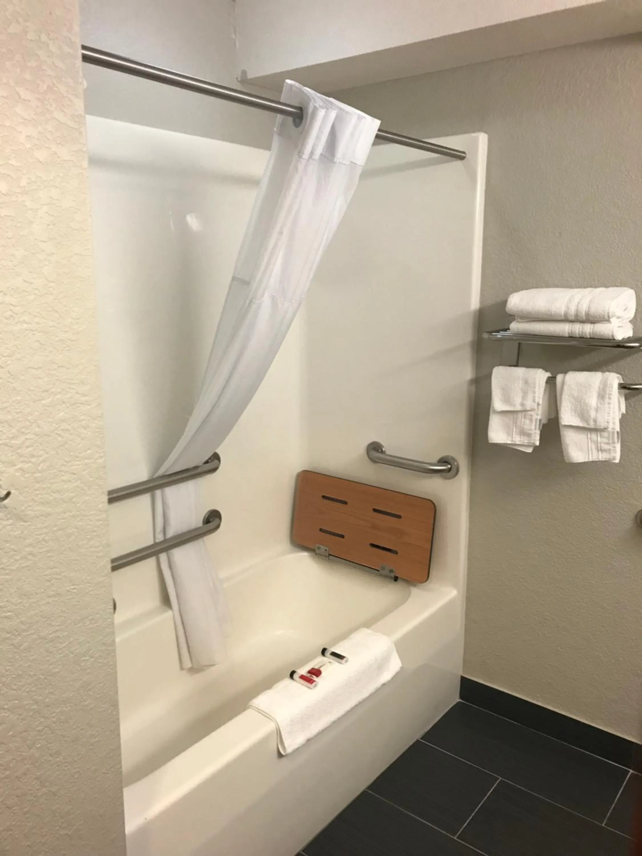 Bathroom in Microtel Inn & Suites Urbandale