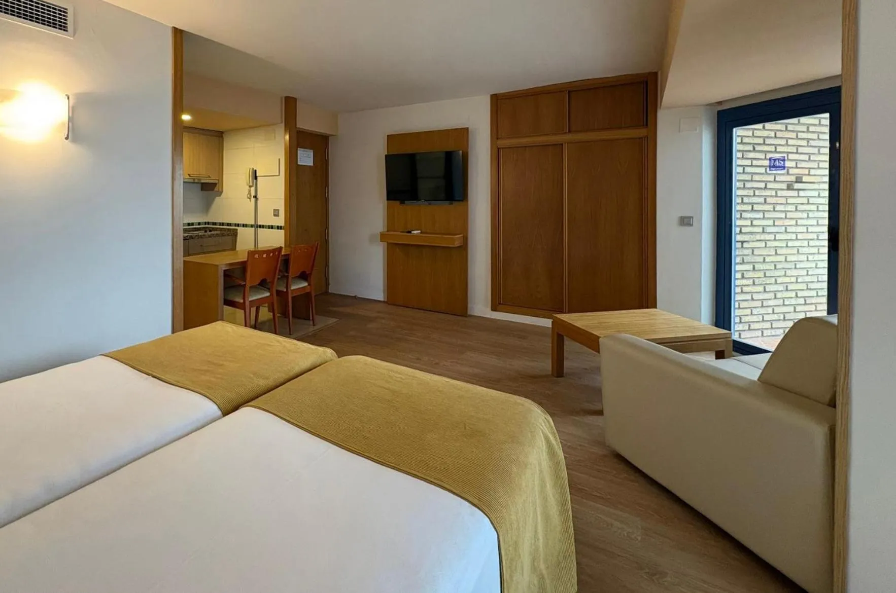 Bed in Apartamentos MS Puerto Marina, antes MS Pepita