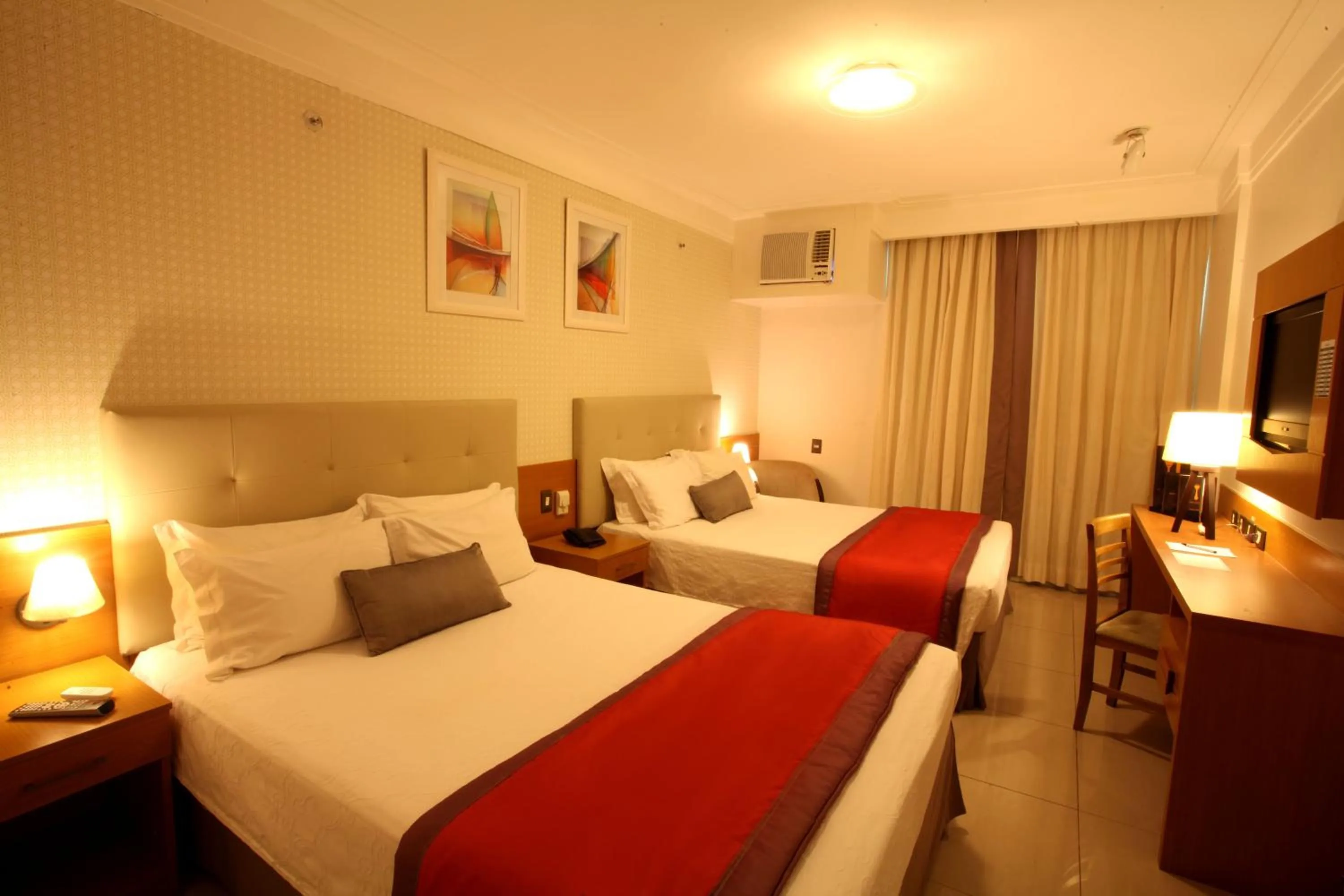 Photo of the whole room, Bed in Royal Macaé Palace Hotel