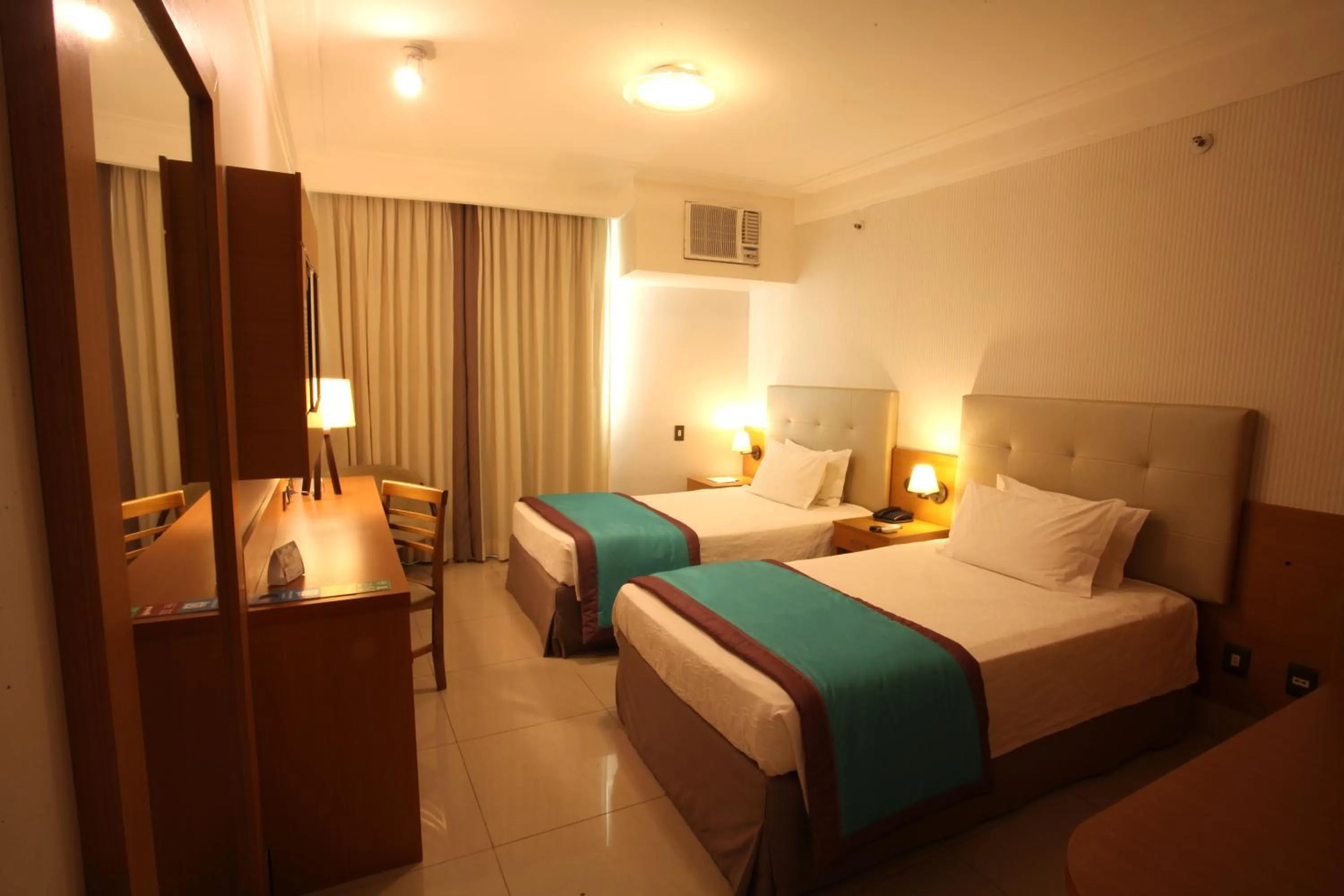 Photo of the whole room, Bed in Royal Macaé Palace Hotel