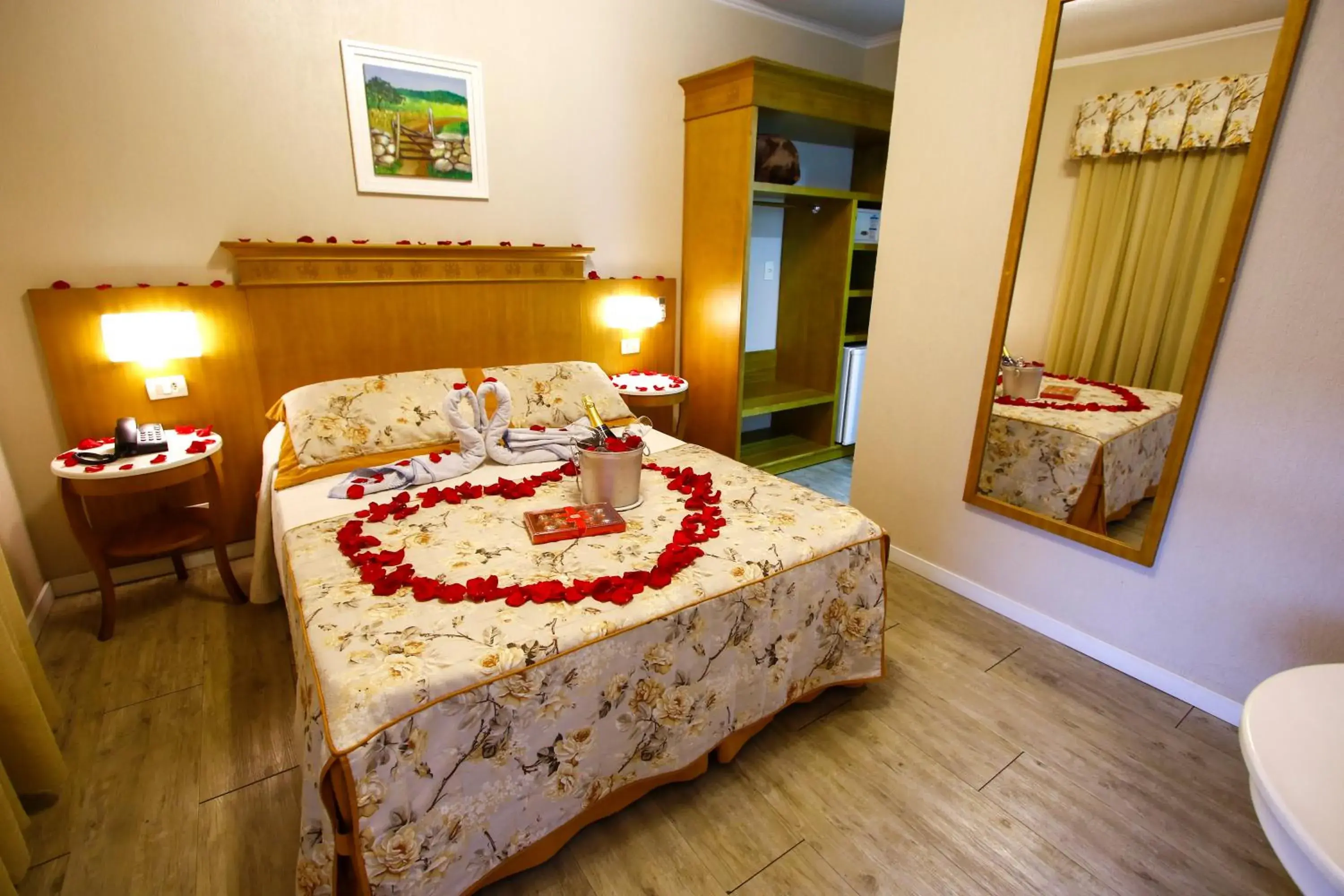 Decorative detail, Bed in Life Hotel Infinity Decorative detail, Bed in Life Hotel Infinity