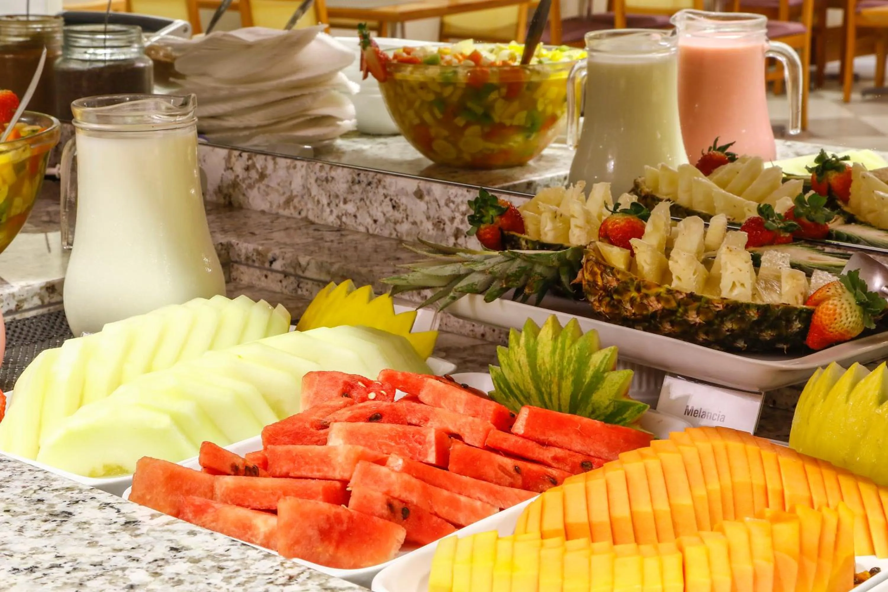 Food and drinks in Life Hotel Infinity