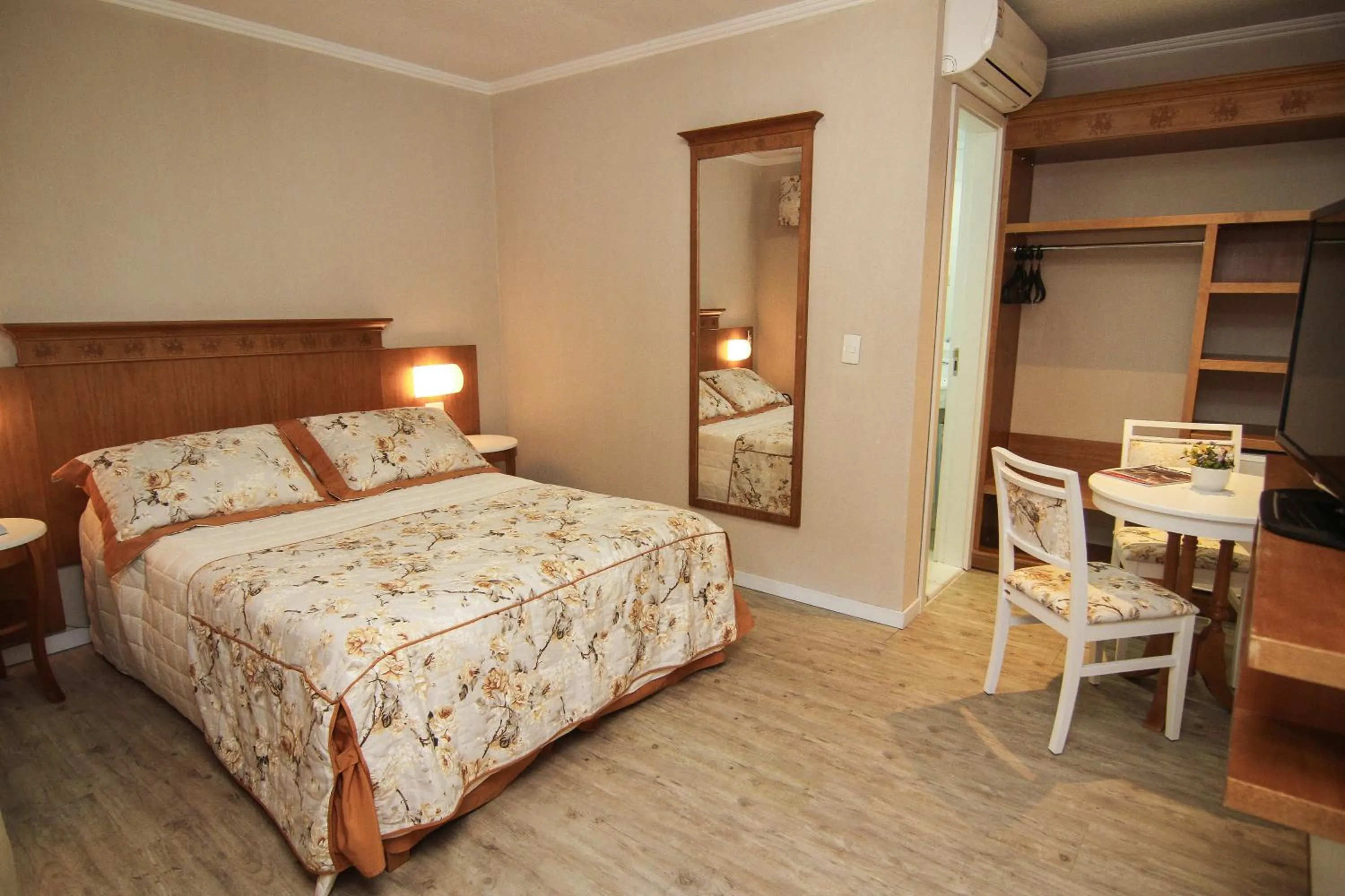 Bed in Life Hotel Infinity