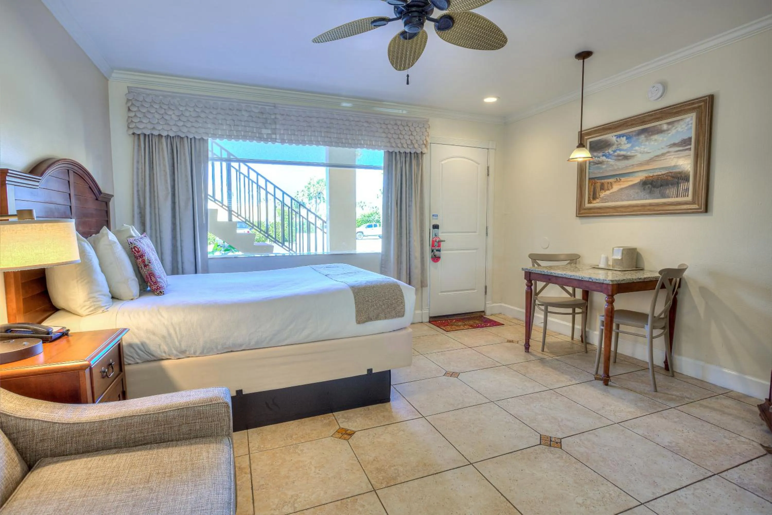 Bed in La Fiesta Ocean Inn & Suites