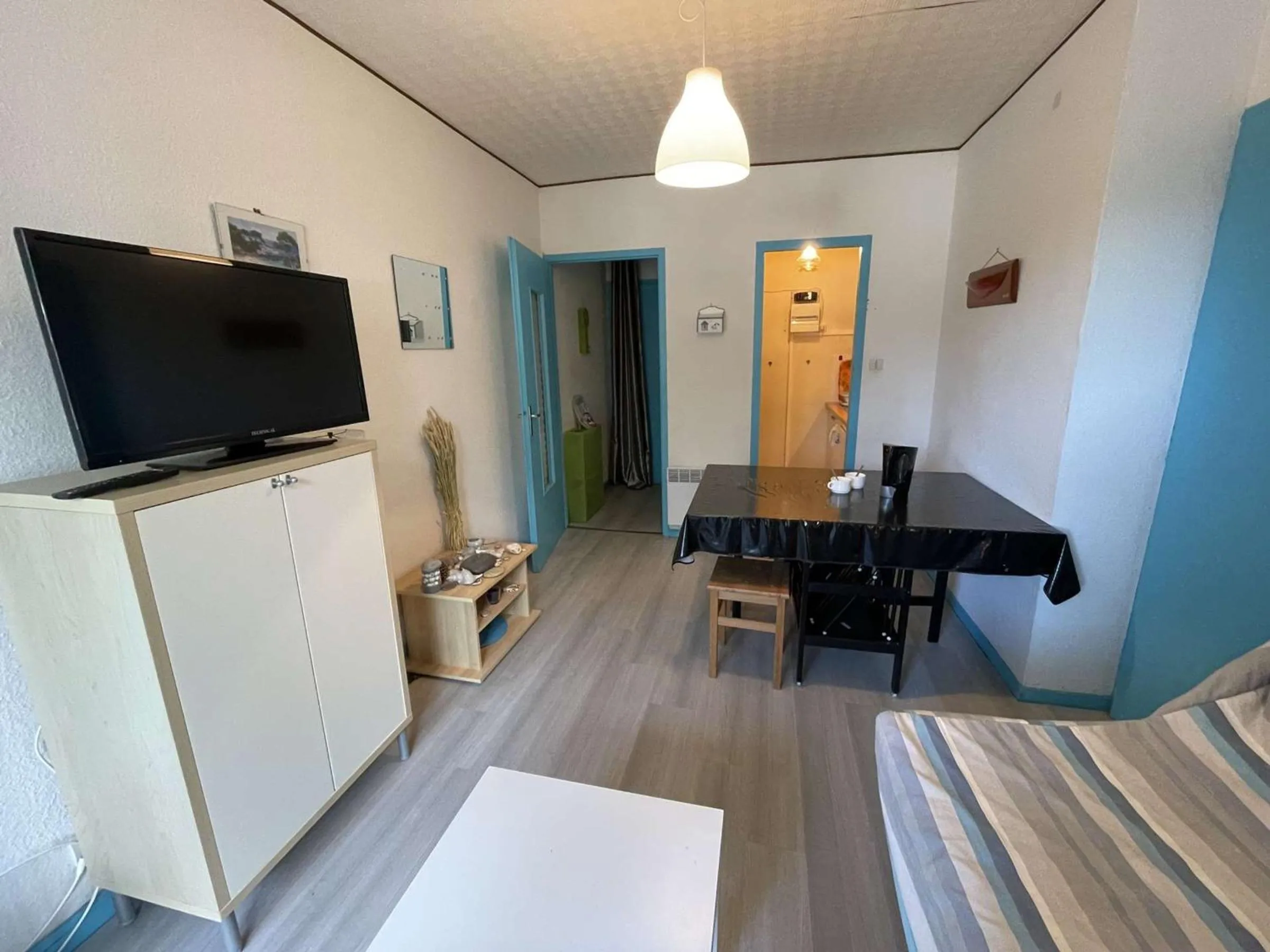 Appartement cosy 2 pièces à 200m de la plage, Saint-Hilaire-de-Riez - 4 couchages, parking, TV, WiFi - FR-1-224C-294