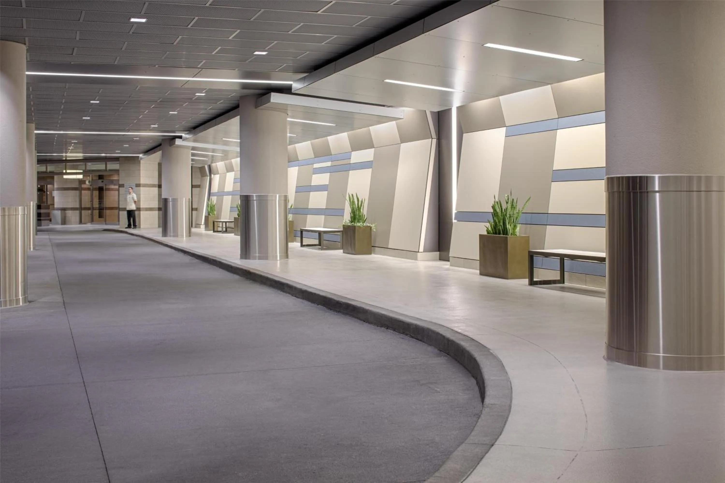 Property building in Hyatt Regency Indianapolis