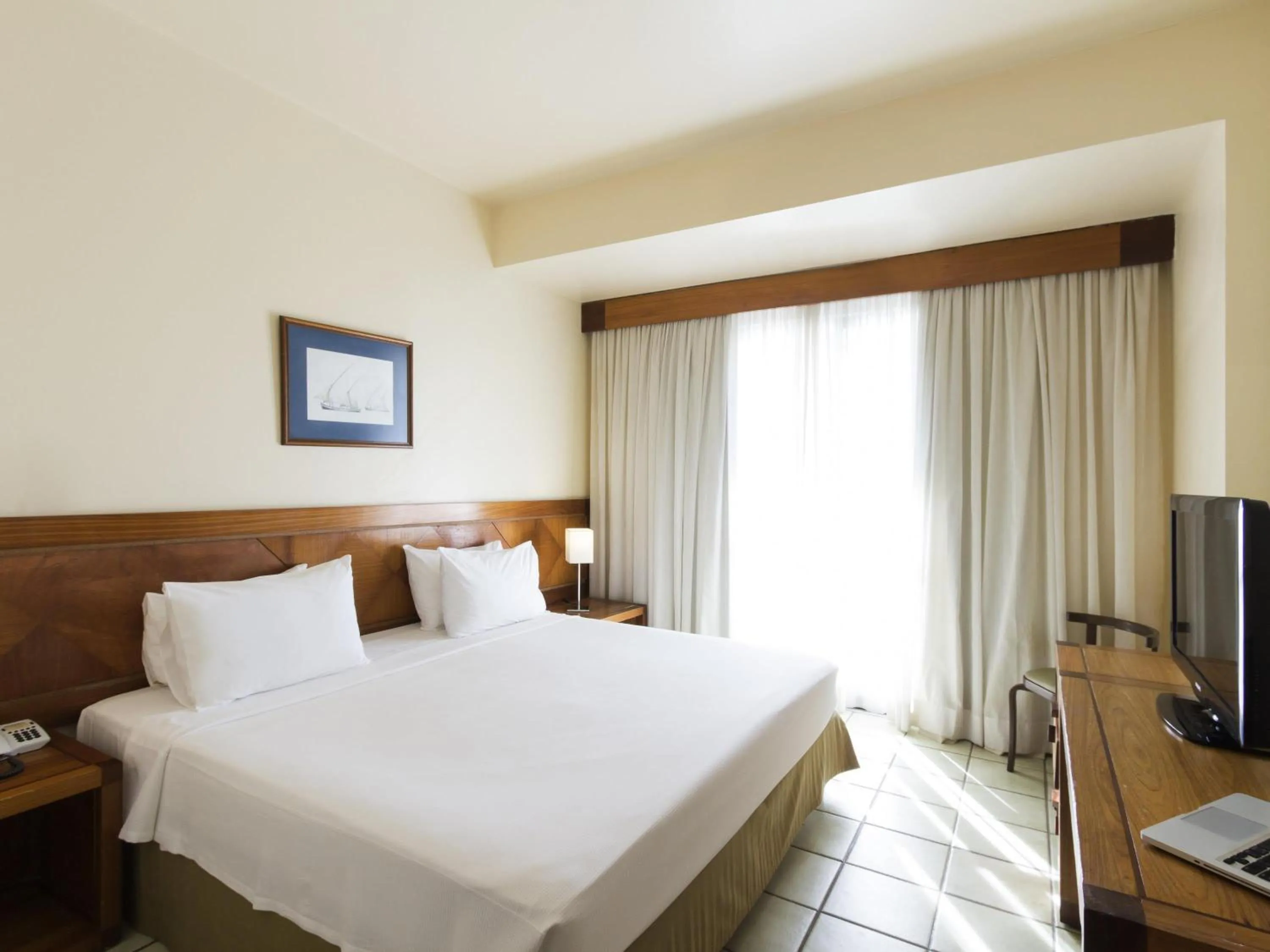 Bedroom, Bed in Novotel Salvador Rio Vermelho