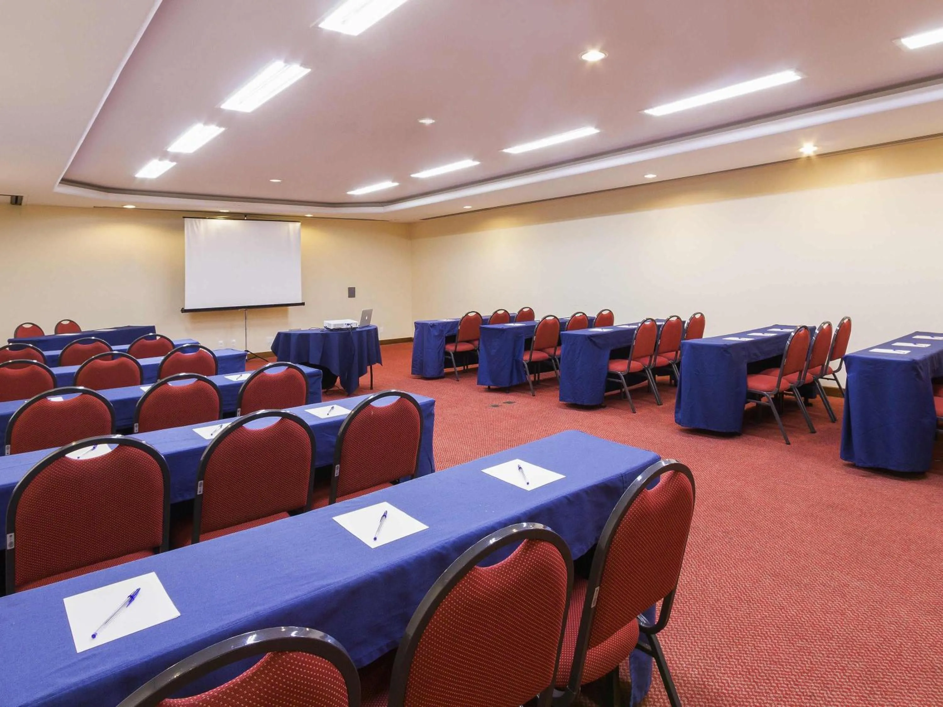 Meeting/conference room in Novotel Salvador Rio Vermelho
