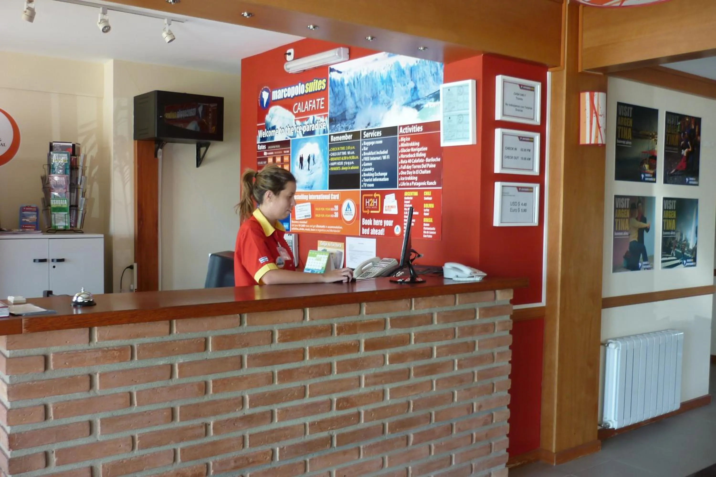 Lobby or reception in Marcopolo Suites Calafate