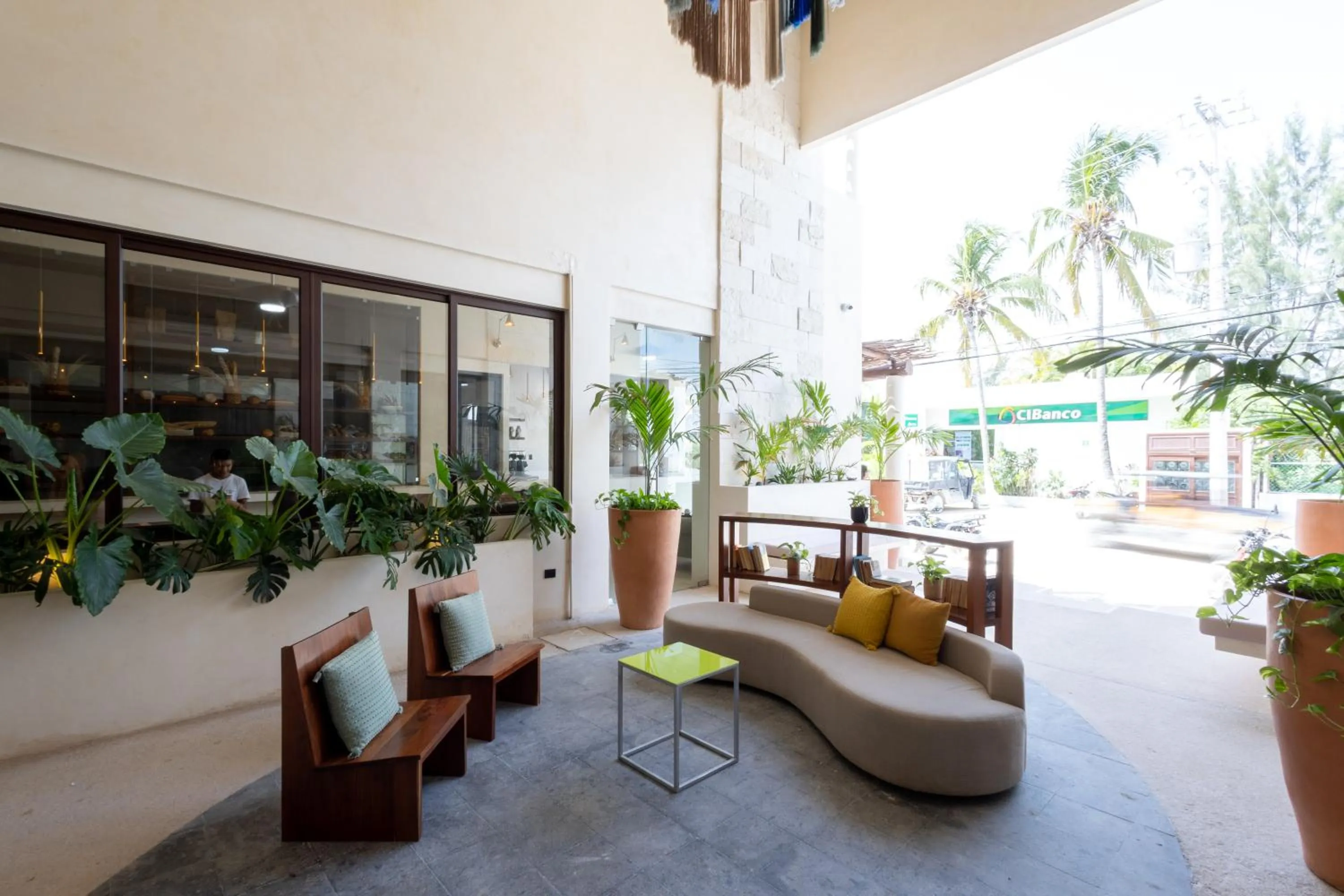 Facade/entrance in Hotel Casa Barbara Holbox