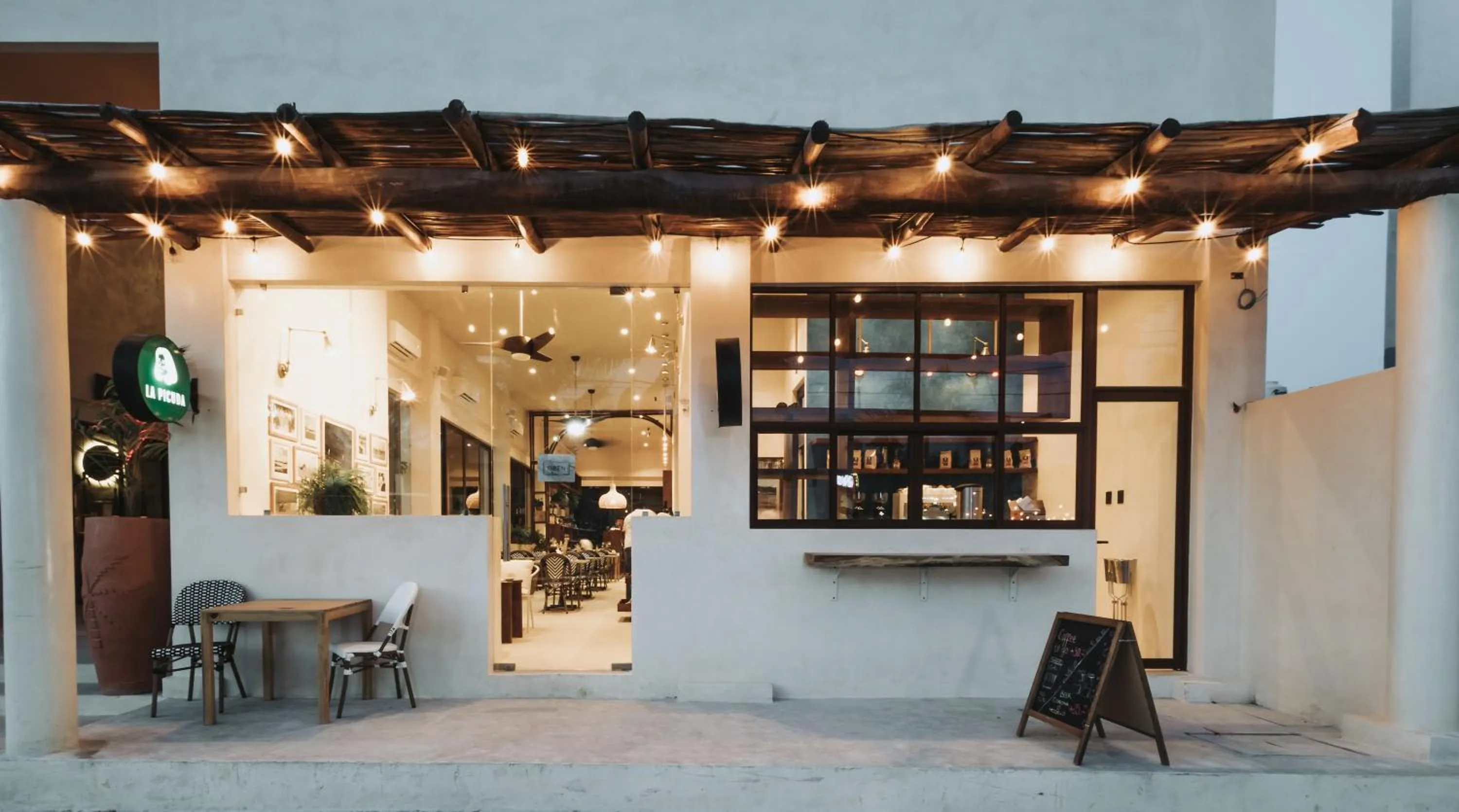 Restaurant/places to eat in Hotel Casa Barbara Holbox