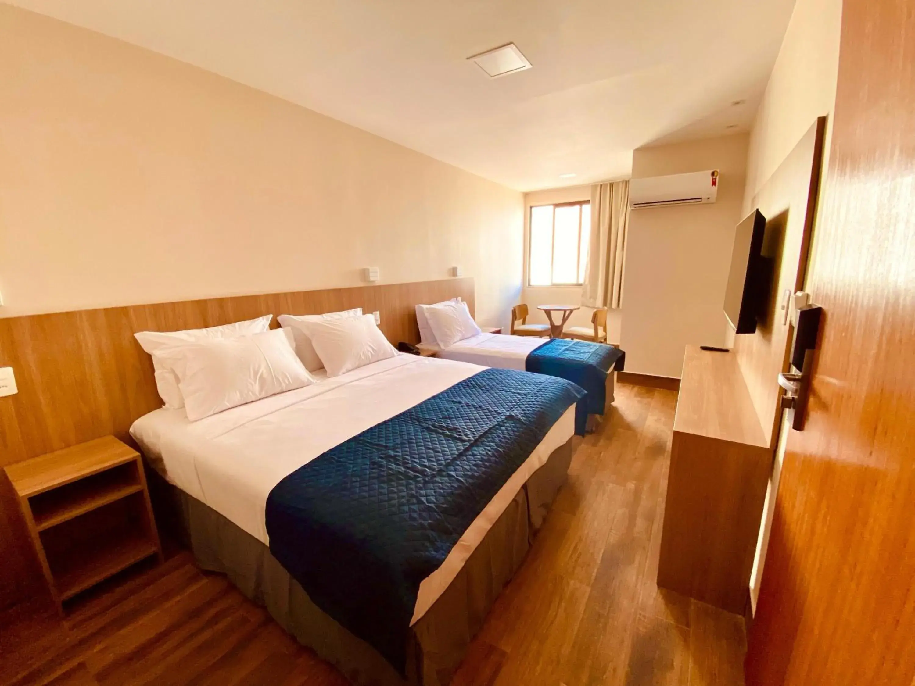 Bedroom, Bed in Hit Hotel Bedroom, Bed in Hit Hotel