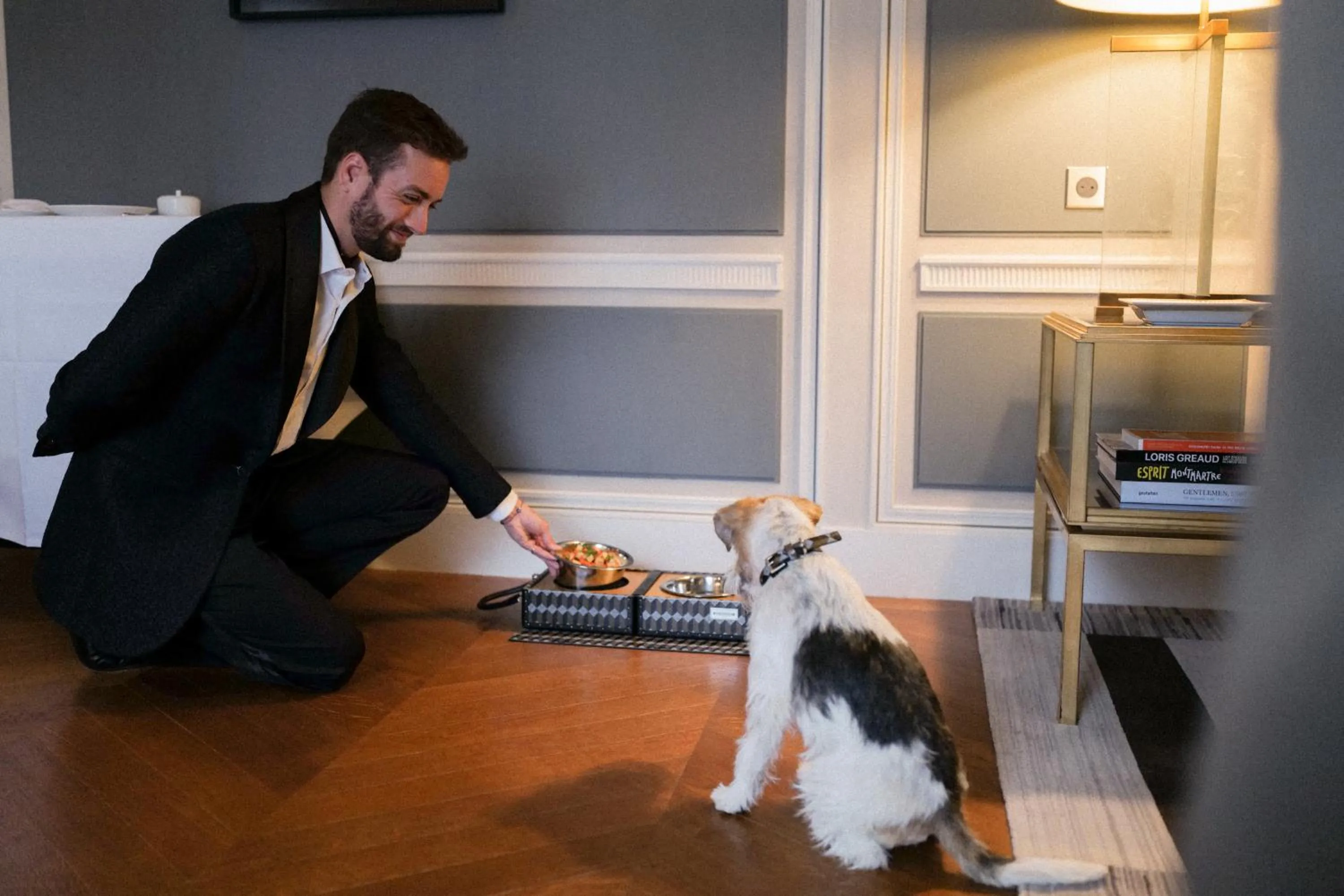 Pets in Hotel de Crillon