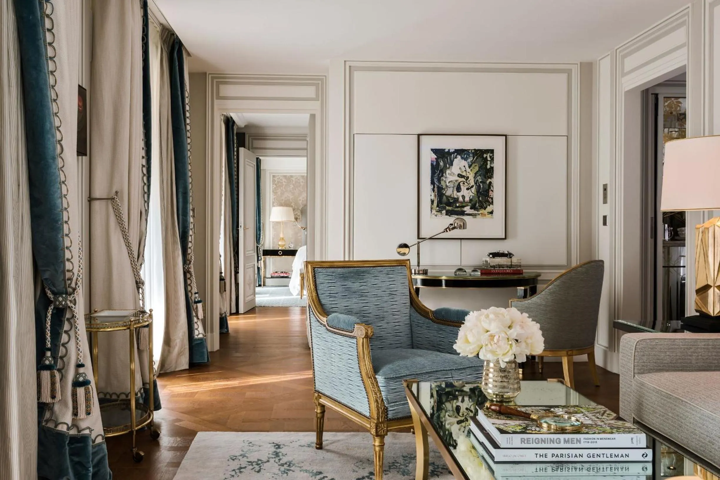 Living room in Hotel de Crillon