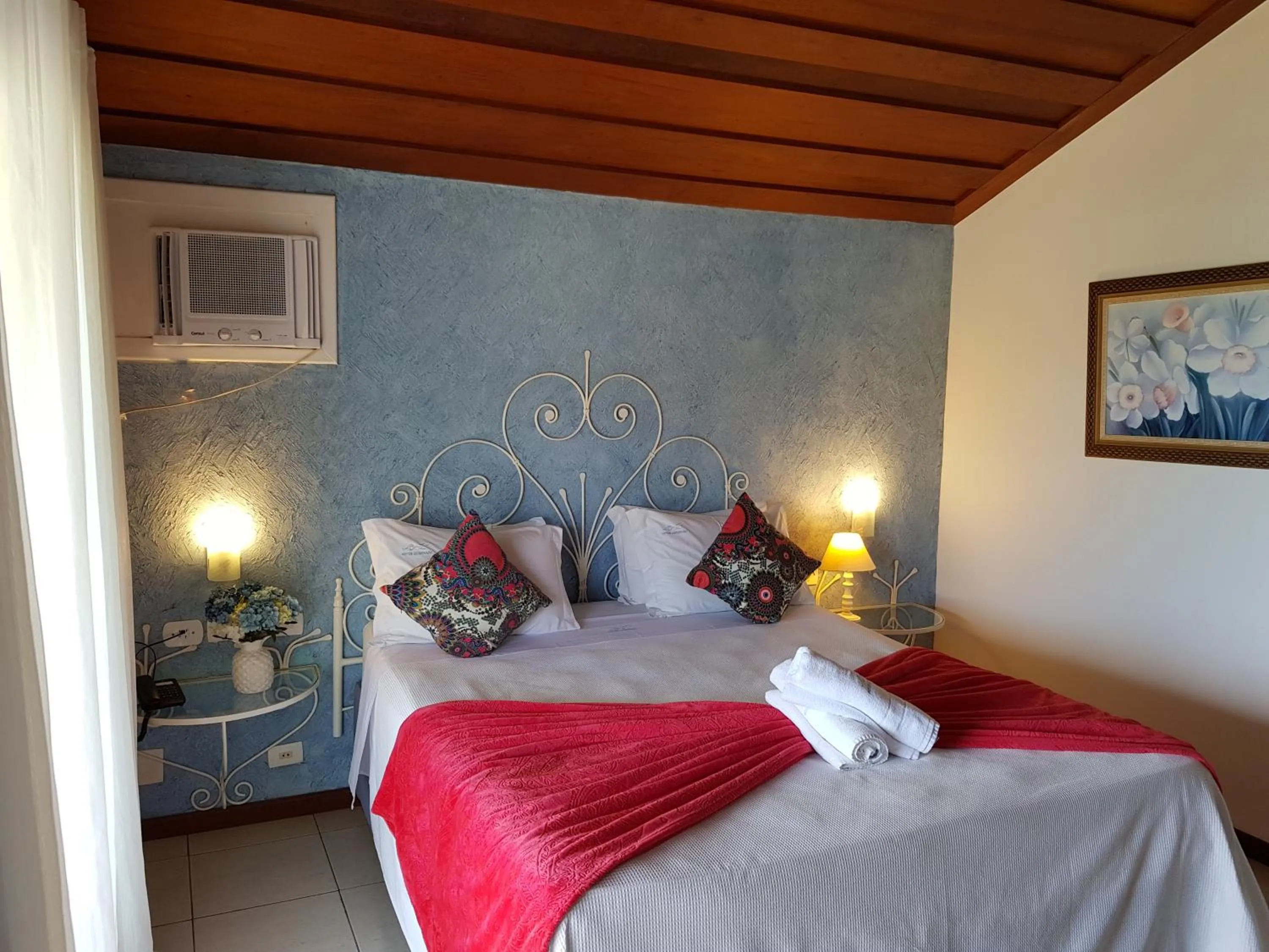 Bed in Coronado Beach Hotel