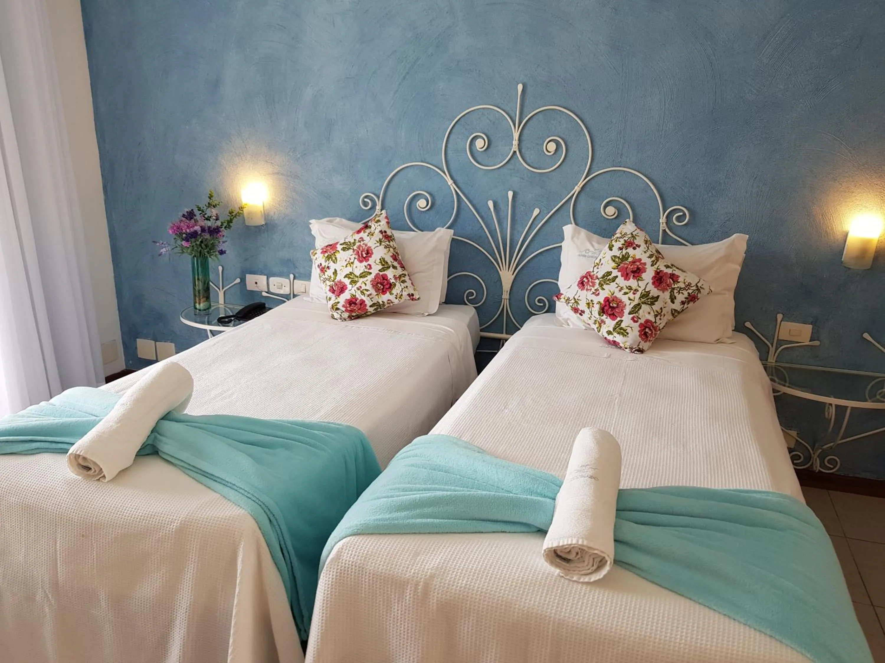 Bed in Coronado Beach Hotel