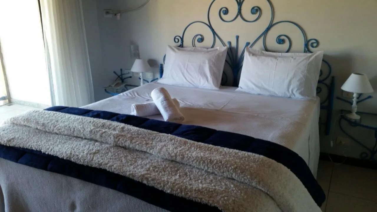 Photo of the whole room, Bed in Coronado Beach Hotel