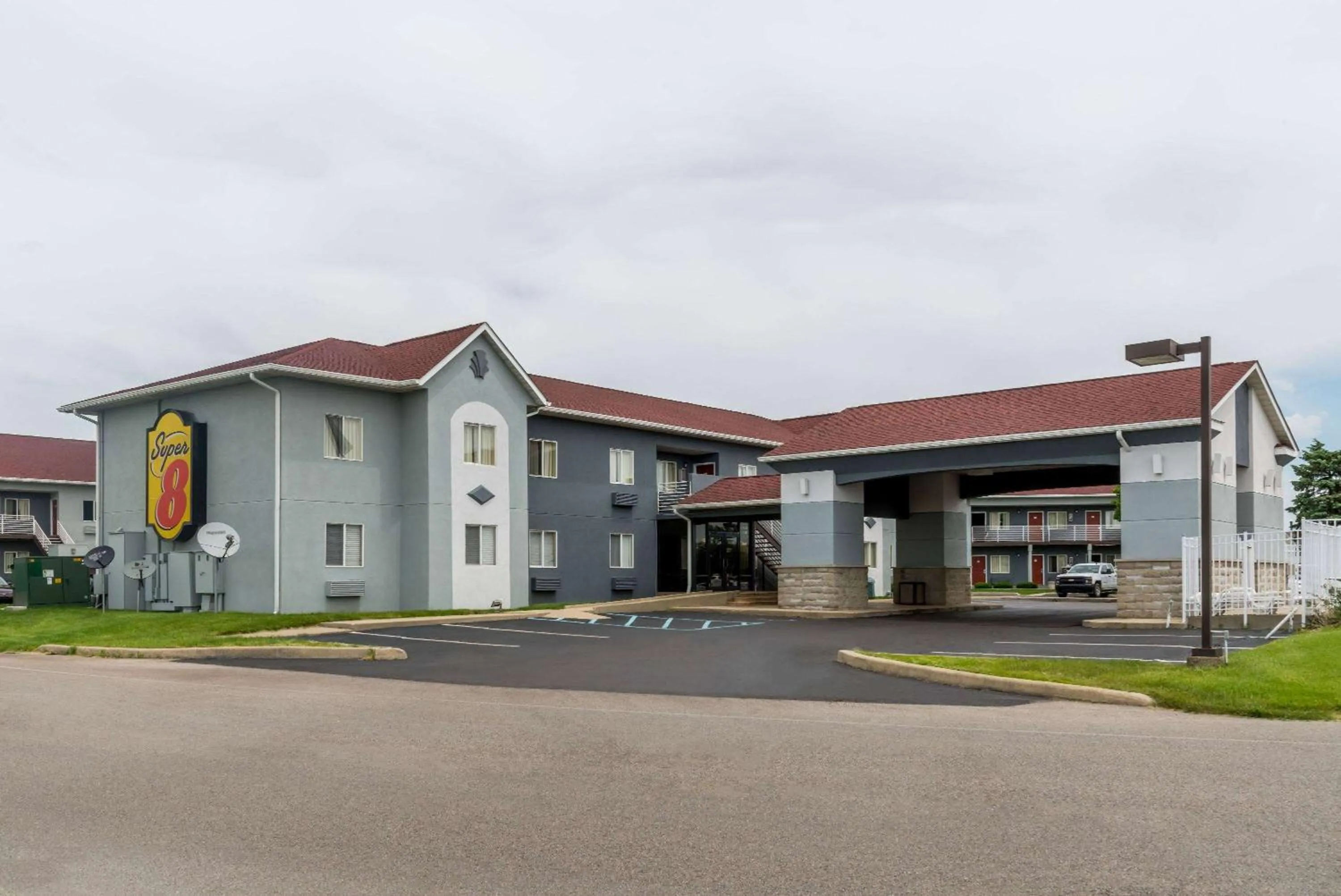 Property building in Super 8 by Wyndham Indianapolis/NE/Castleton Area