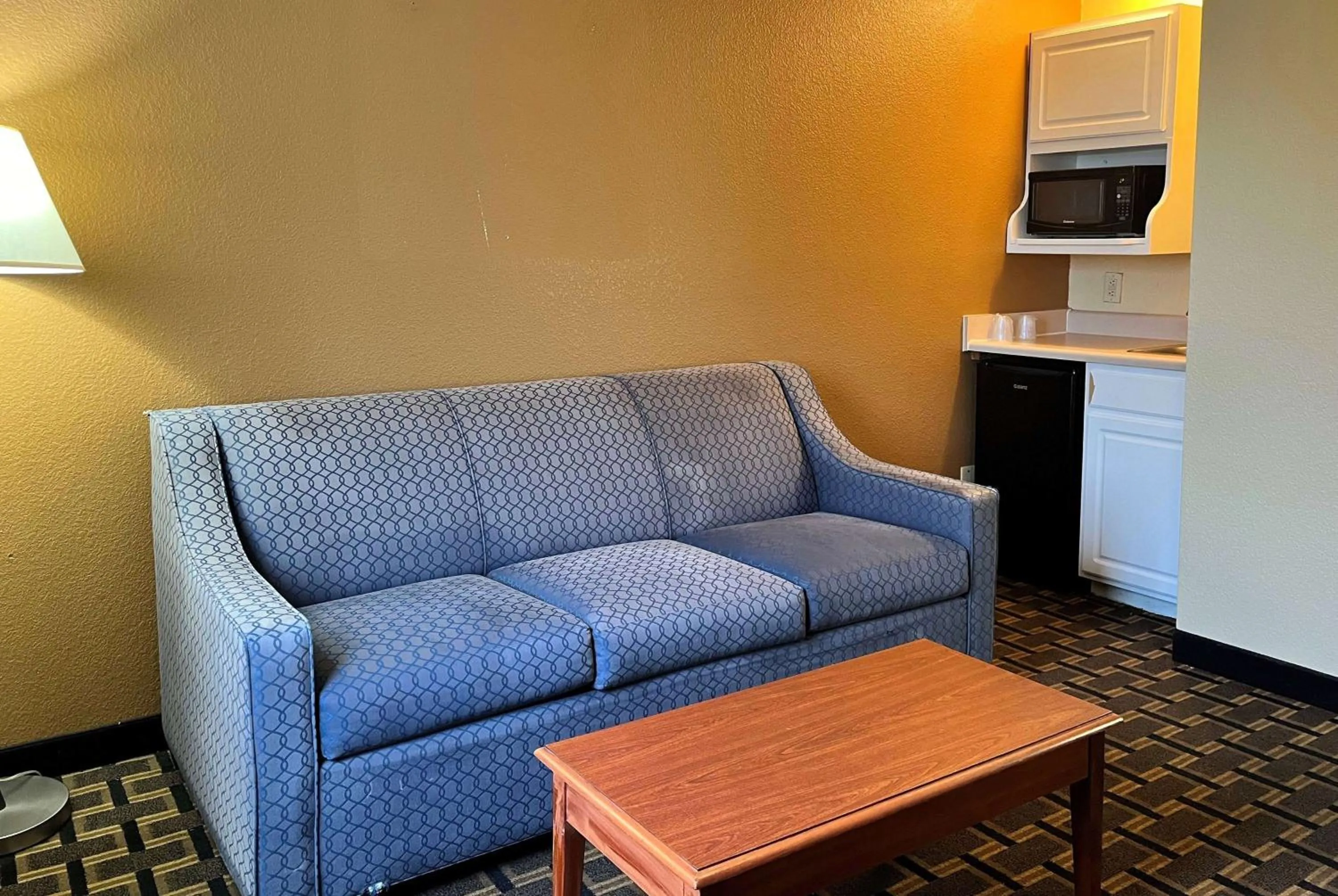 Photo of the whole room in Super 8 by Wyndham Indianapolis/NE/Castleton Area