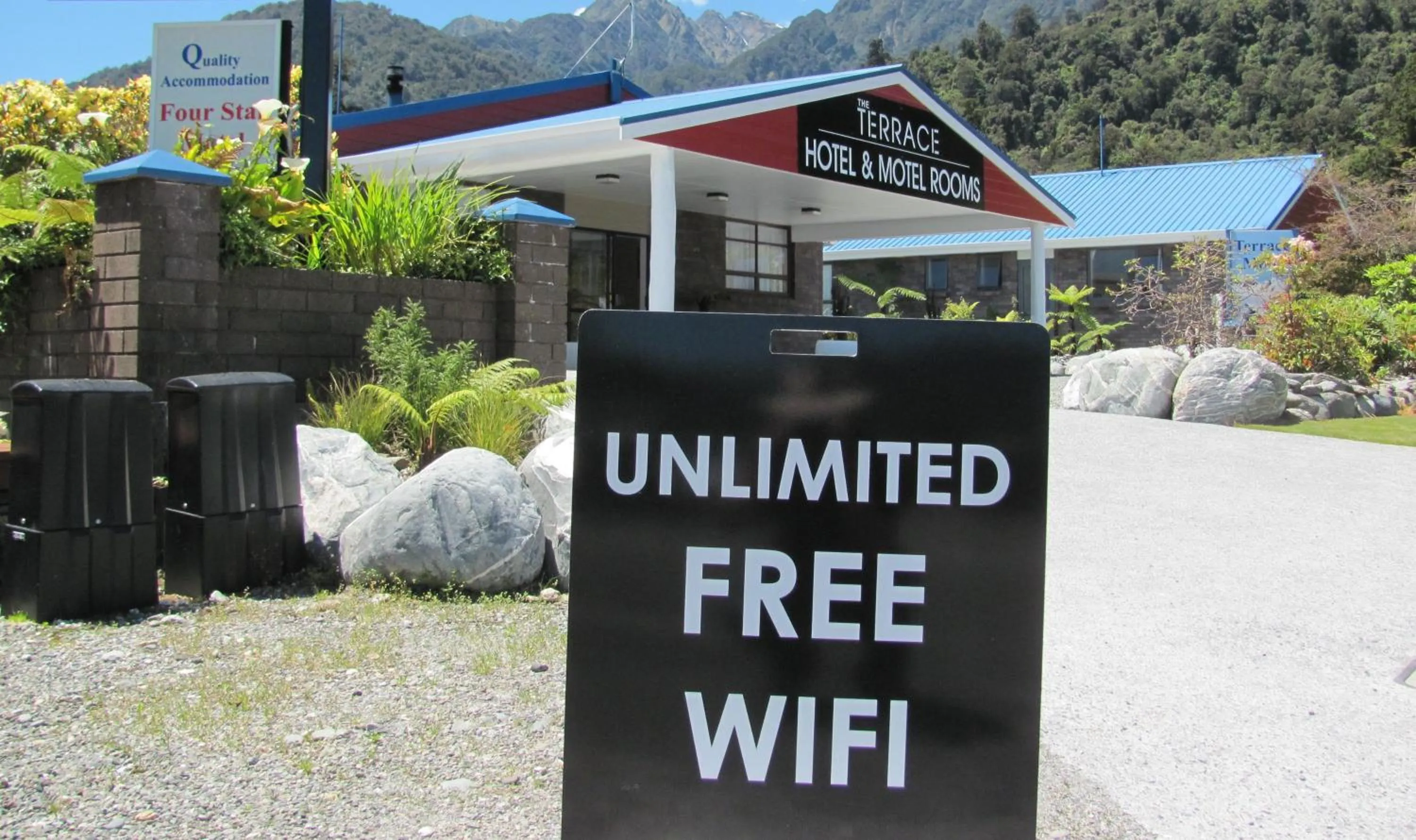 Facade/entrance in The Terrace