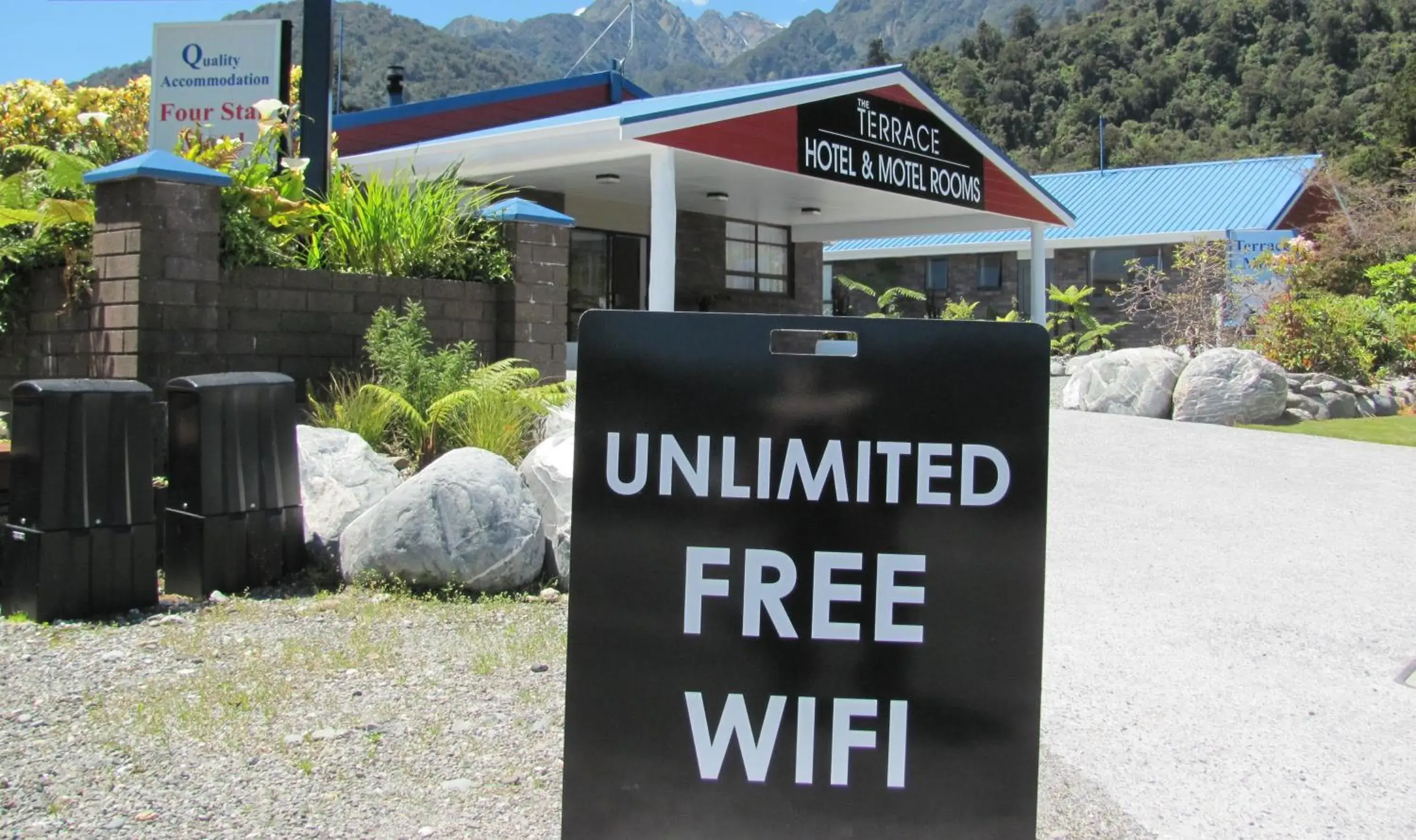 Facade/entrance in The Terrace Facade/entrance in The Terrace