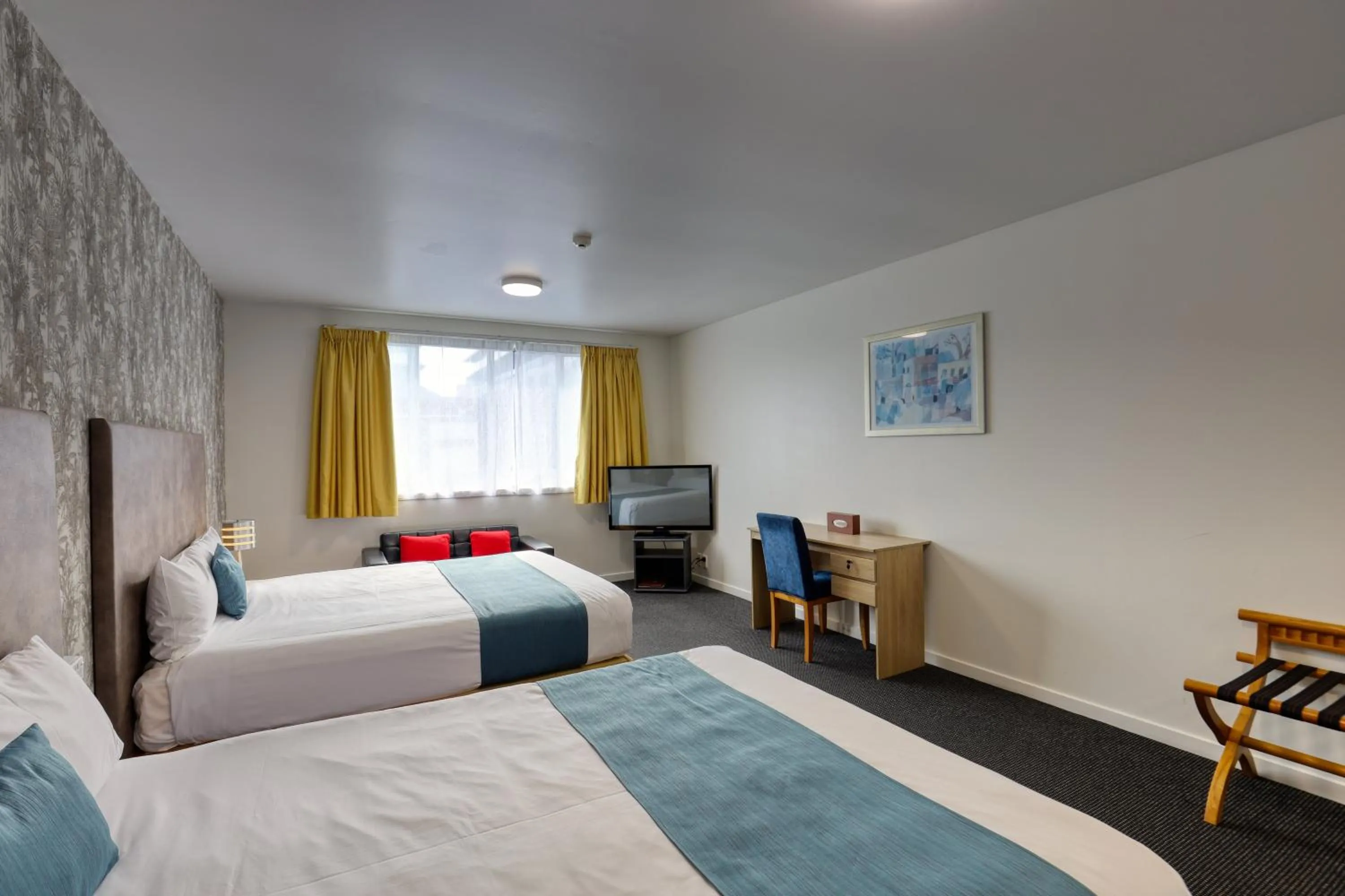 Bed in Ramada by Wyndham, Hamilton City Center