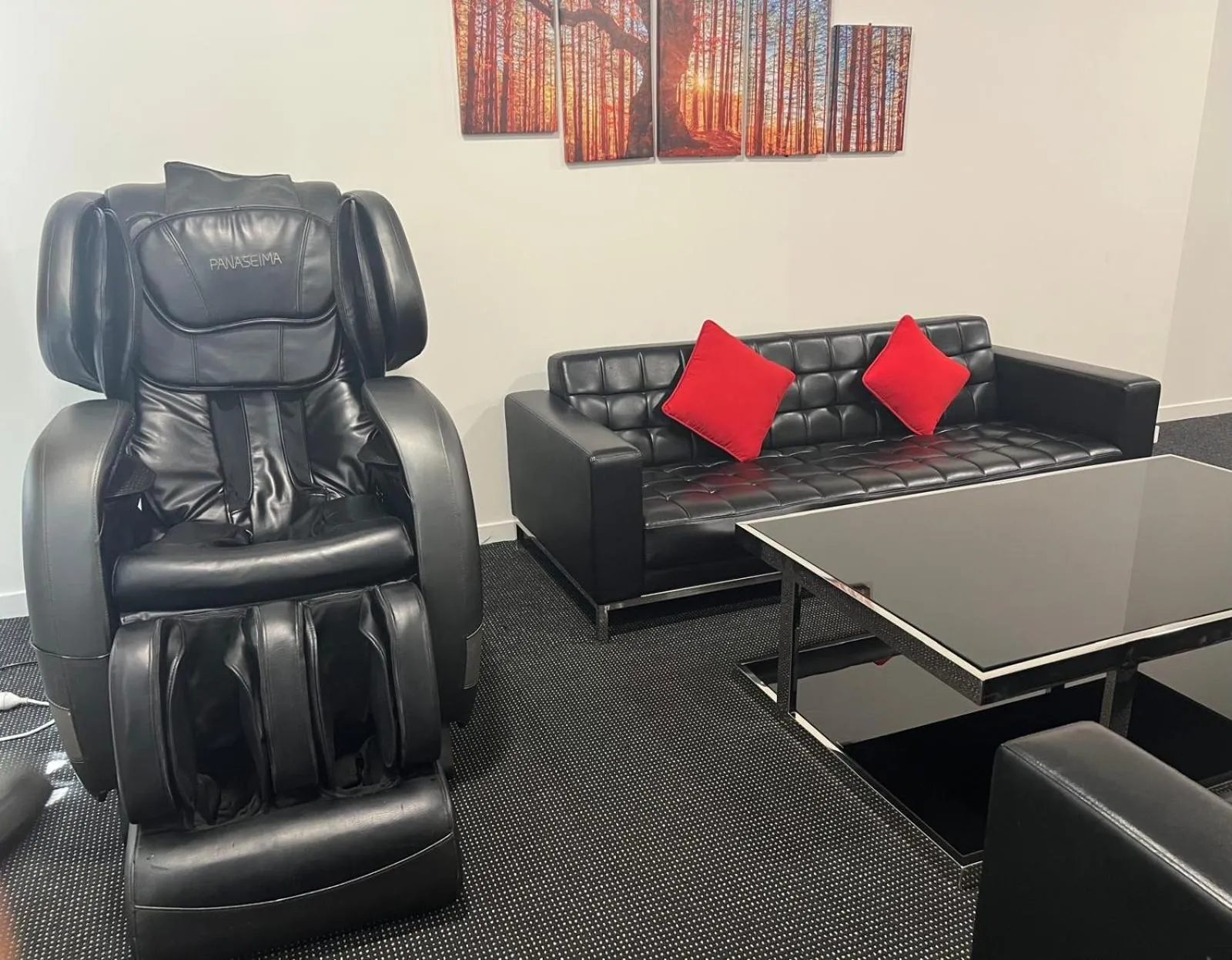 Massage in Ramada by Wyndham, Hamilton City Center