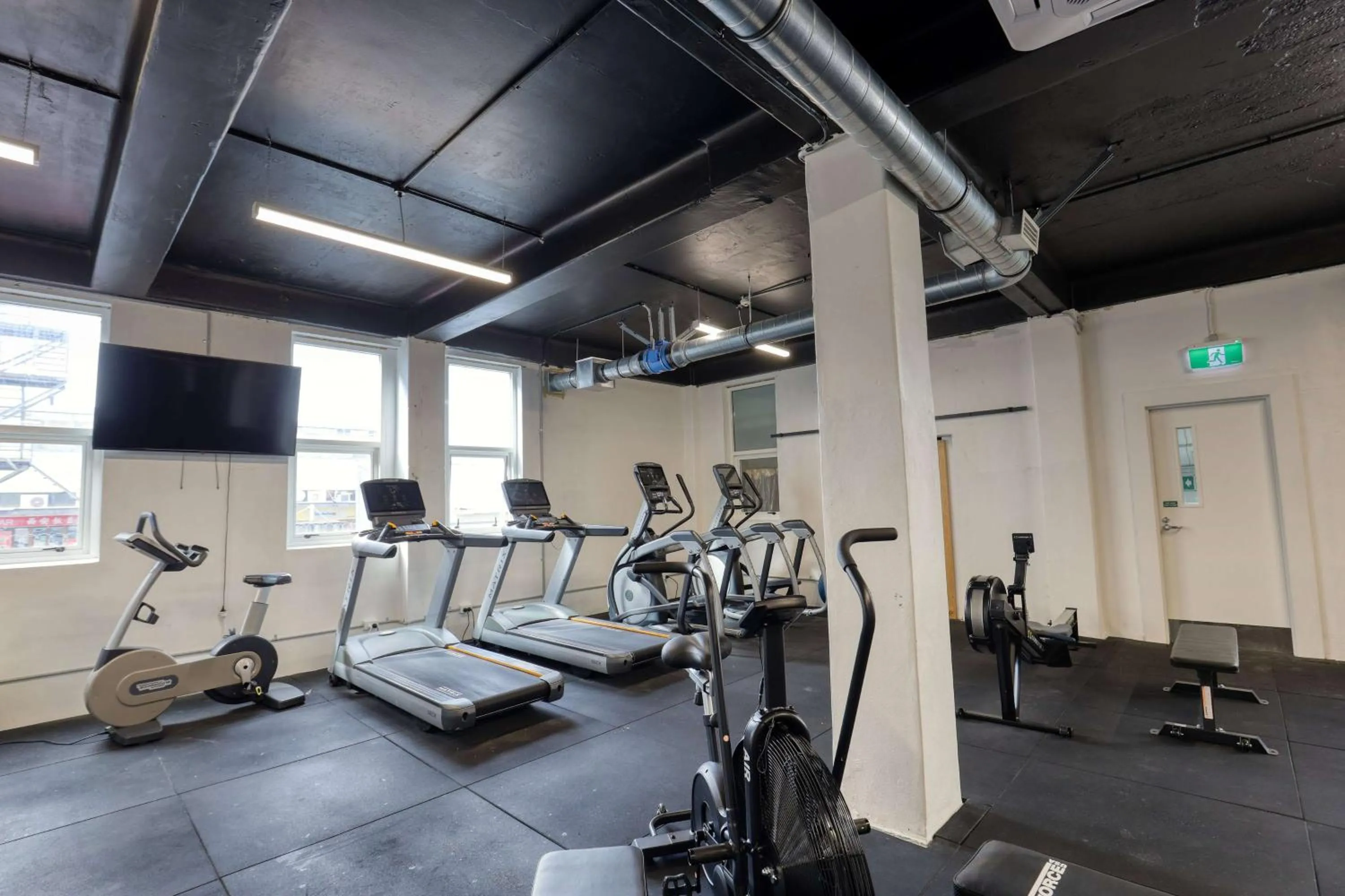 Fitness centre/facilities in Ramada by Wyndham, Hamilton City Center