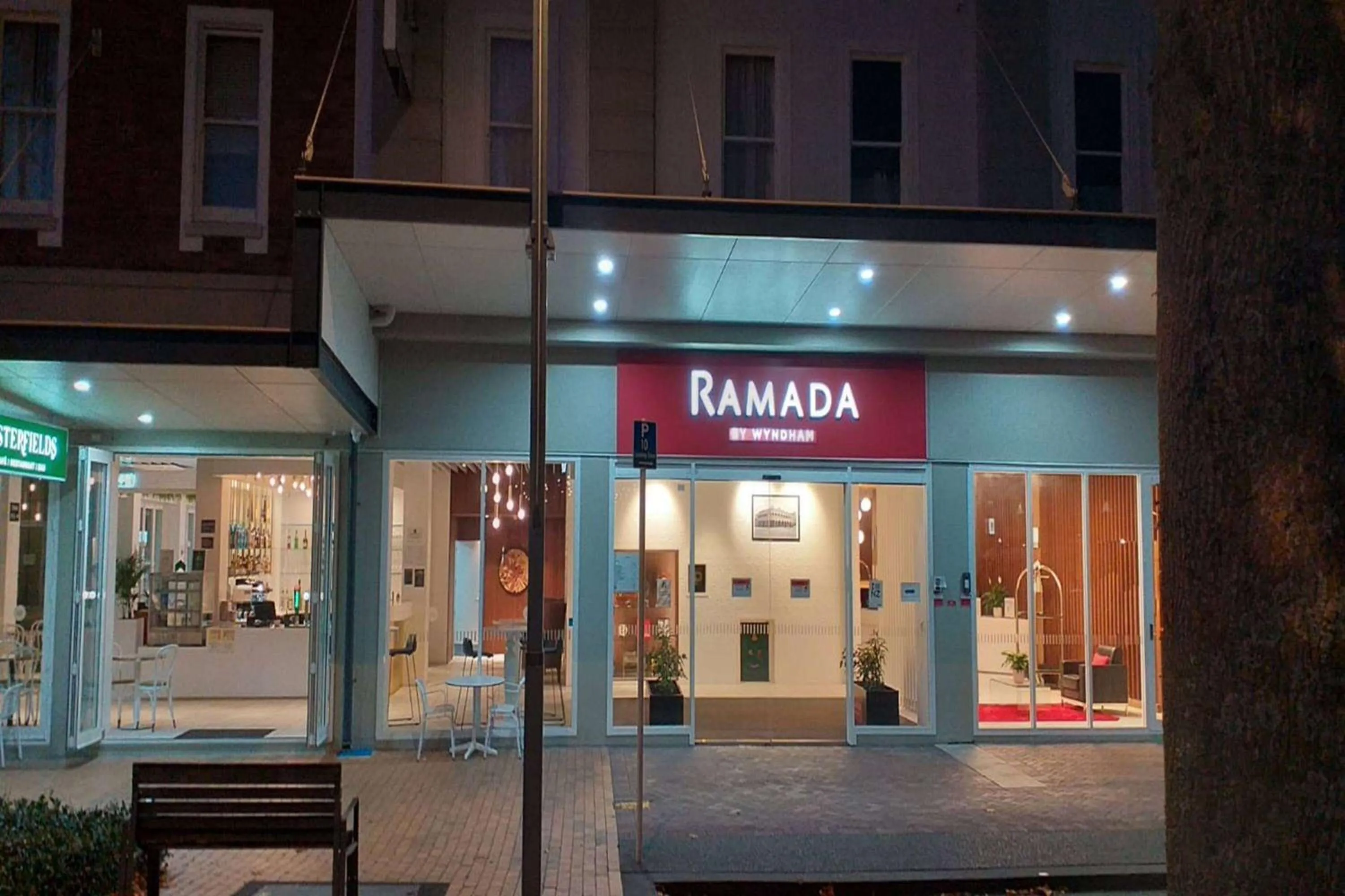 Property building in Ramada by Wyndham, Hamilton City Center