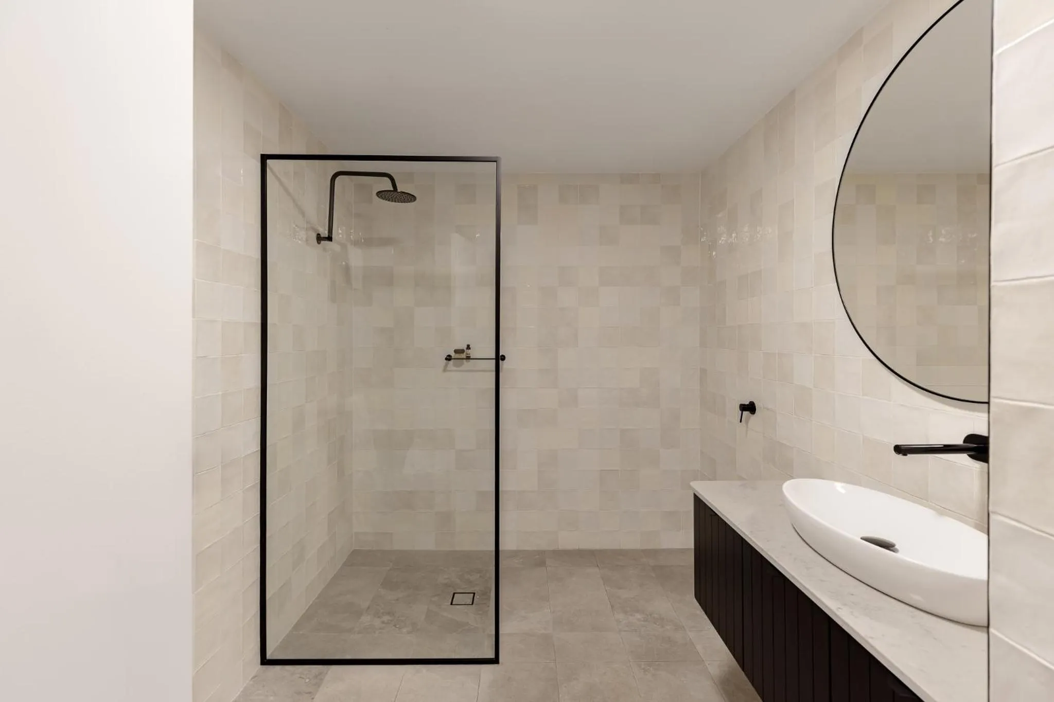 Bathroom in The Lord Byron