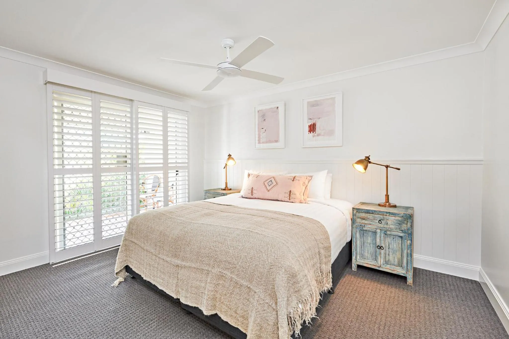 Bedroom, Bed in The Lord Byron