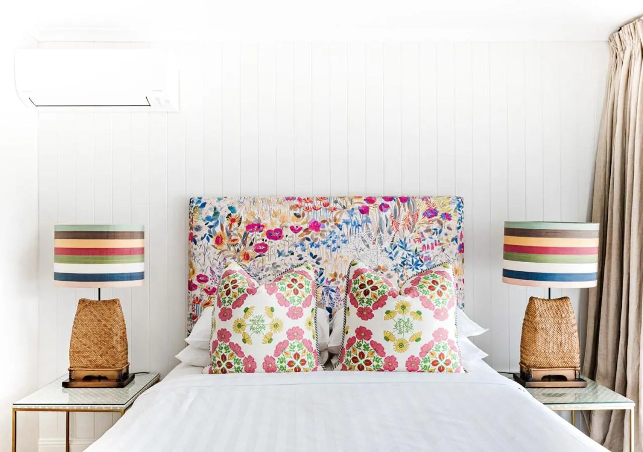 Bed in The Lord Byron