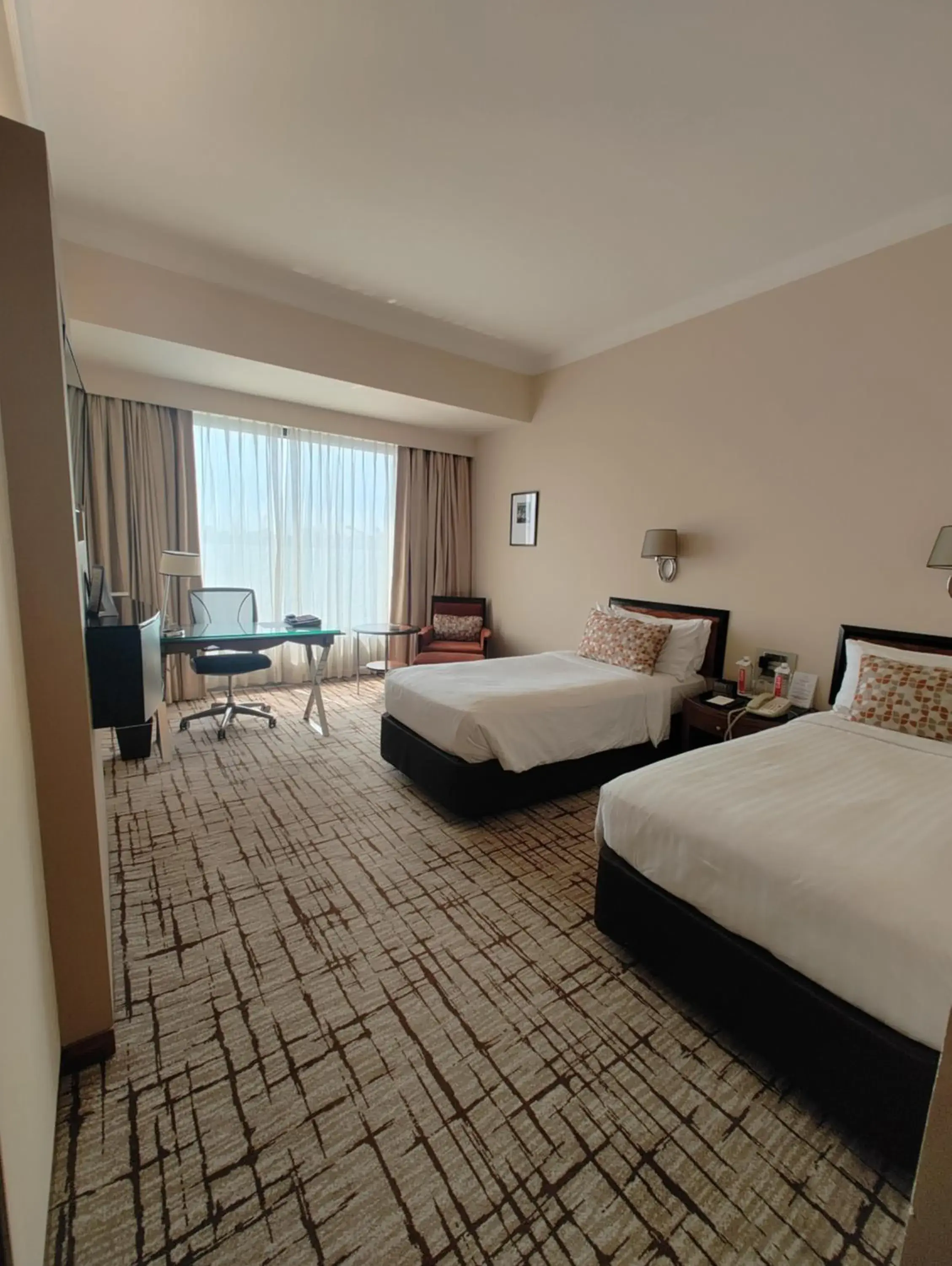 Sea Facing Room - 2 Single Beds in Hotel Marine Plaza Sea Facing Room - 2 Single Beds in Hotel Marine Plaza