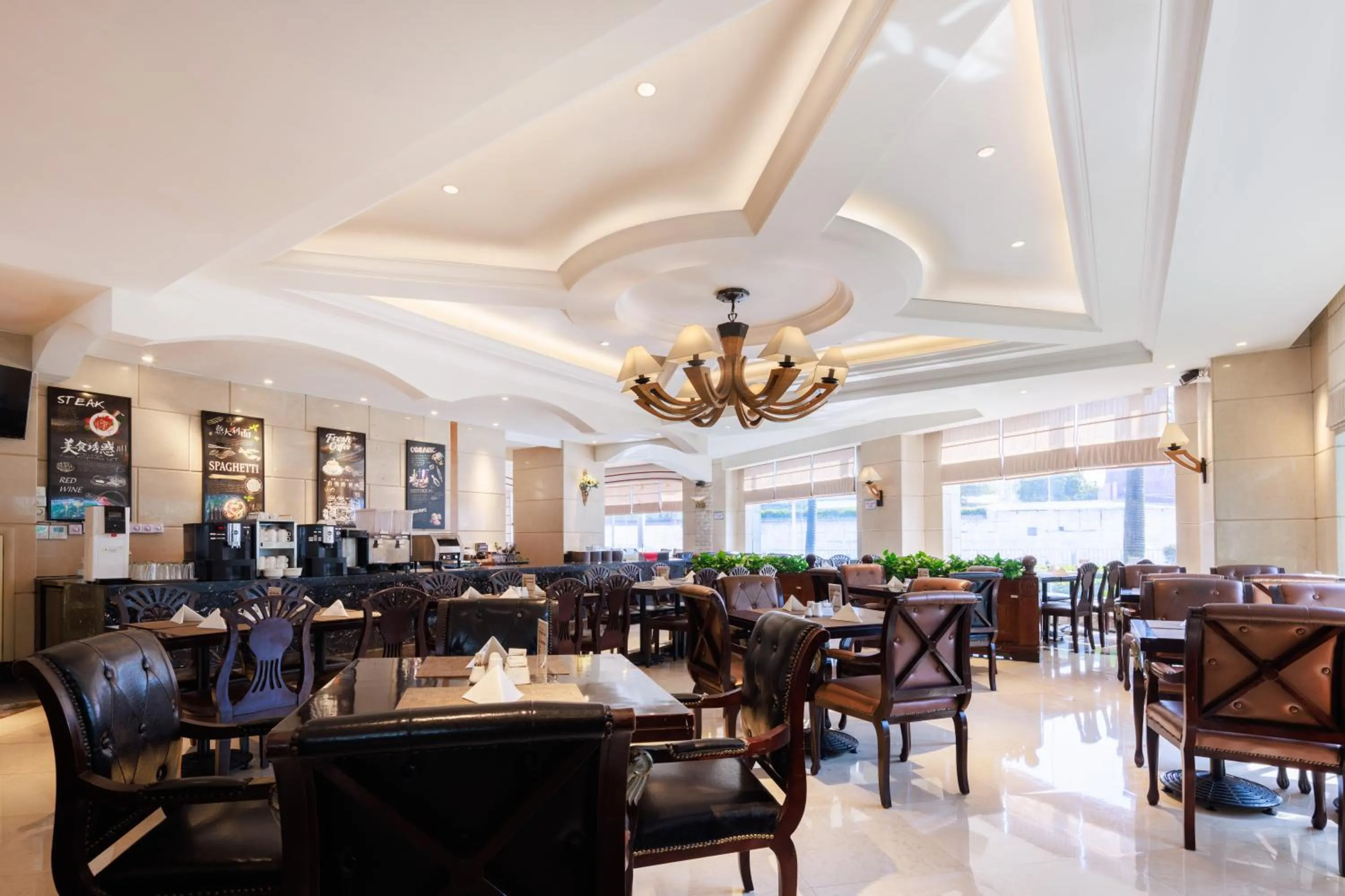 Restaurant/places to eat in Grand Noble Hotel Dongguan