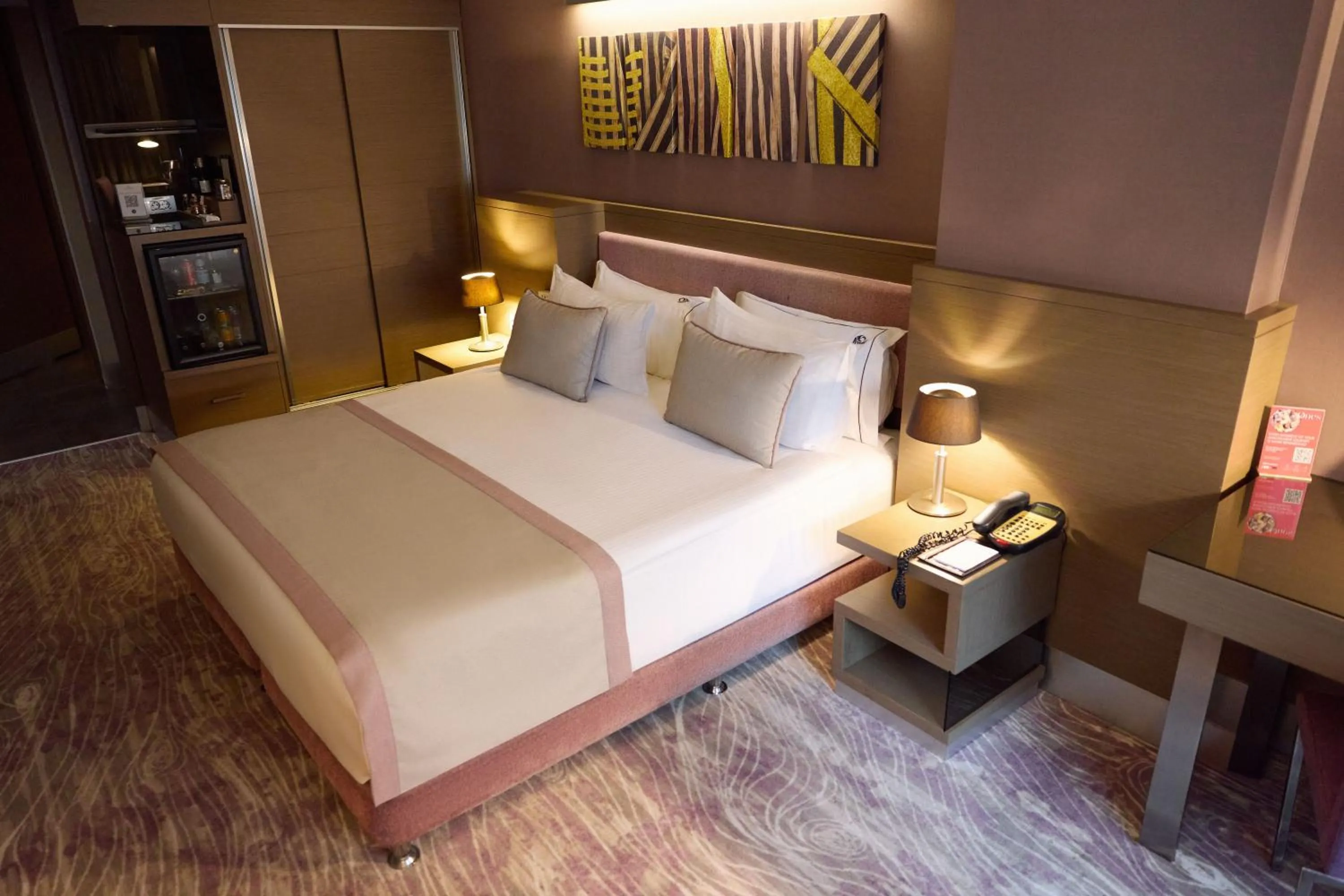 Facility for disabled guests, Bed in Avantgarde Urban Levent