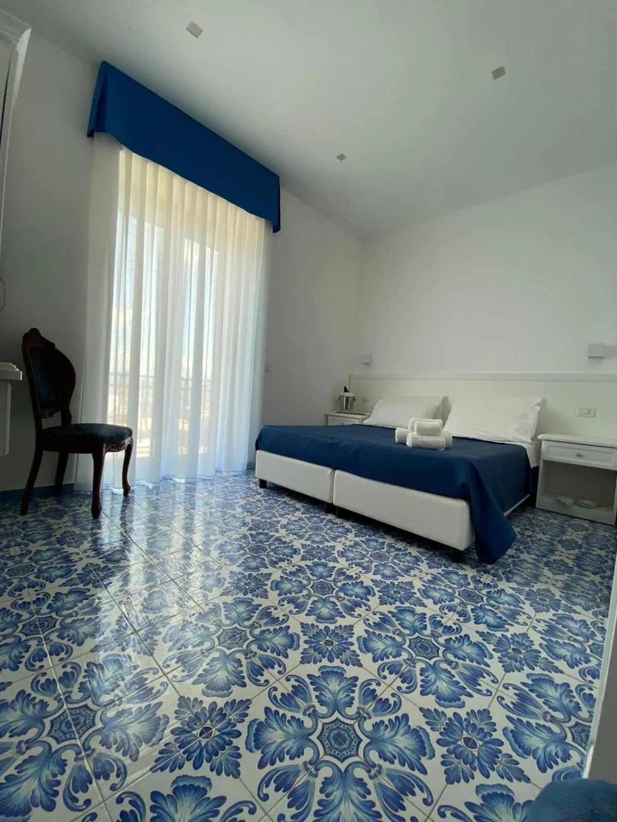 Bedroom, Bed in La Panoramica Hotel