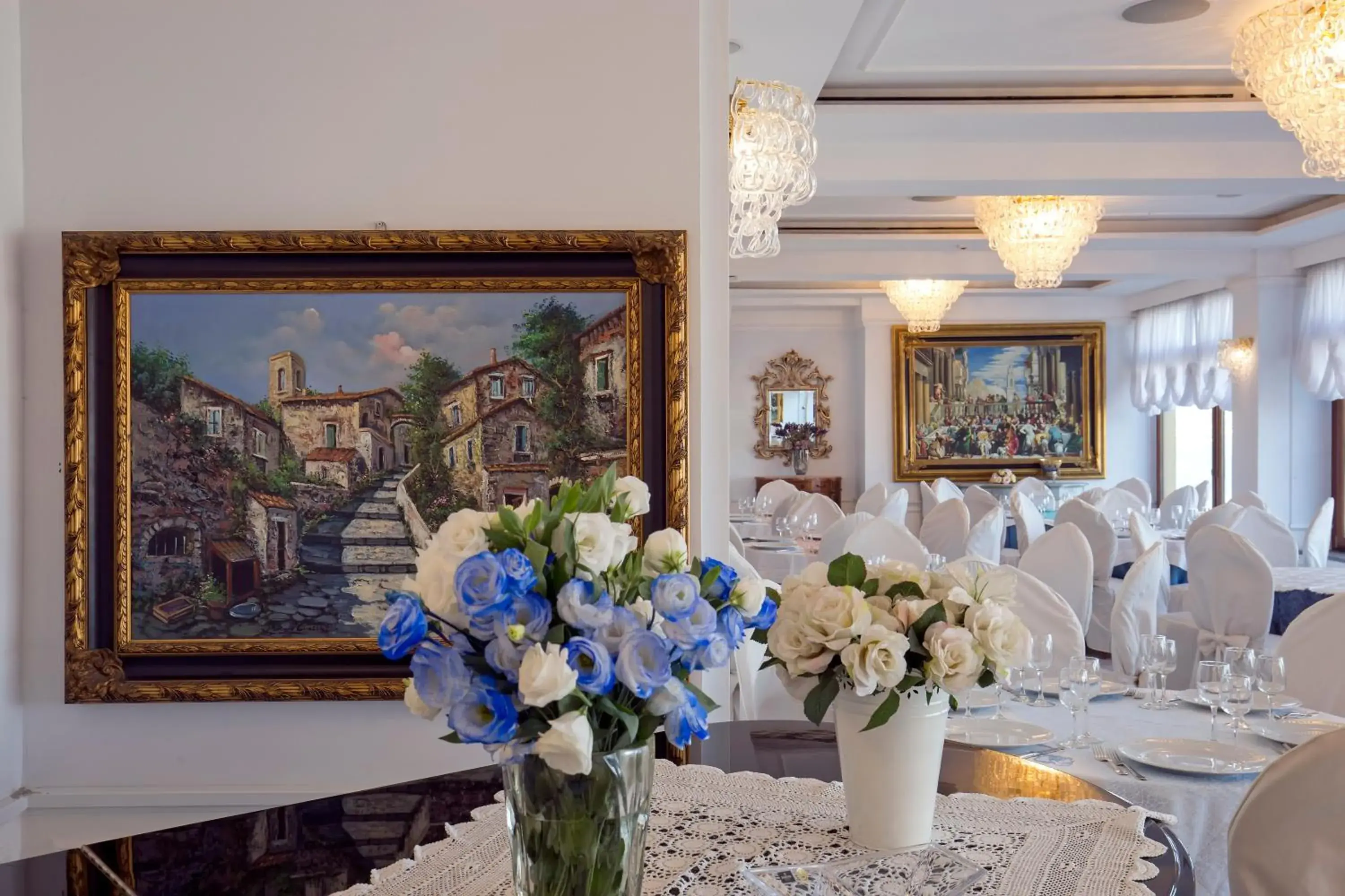 Restaurant/places to eat in La Panoramica Hotel Restaurant/places to eat in La Panoramica Hotel