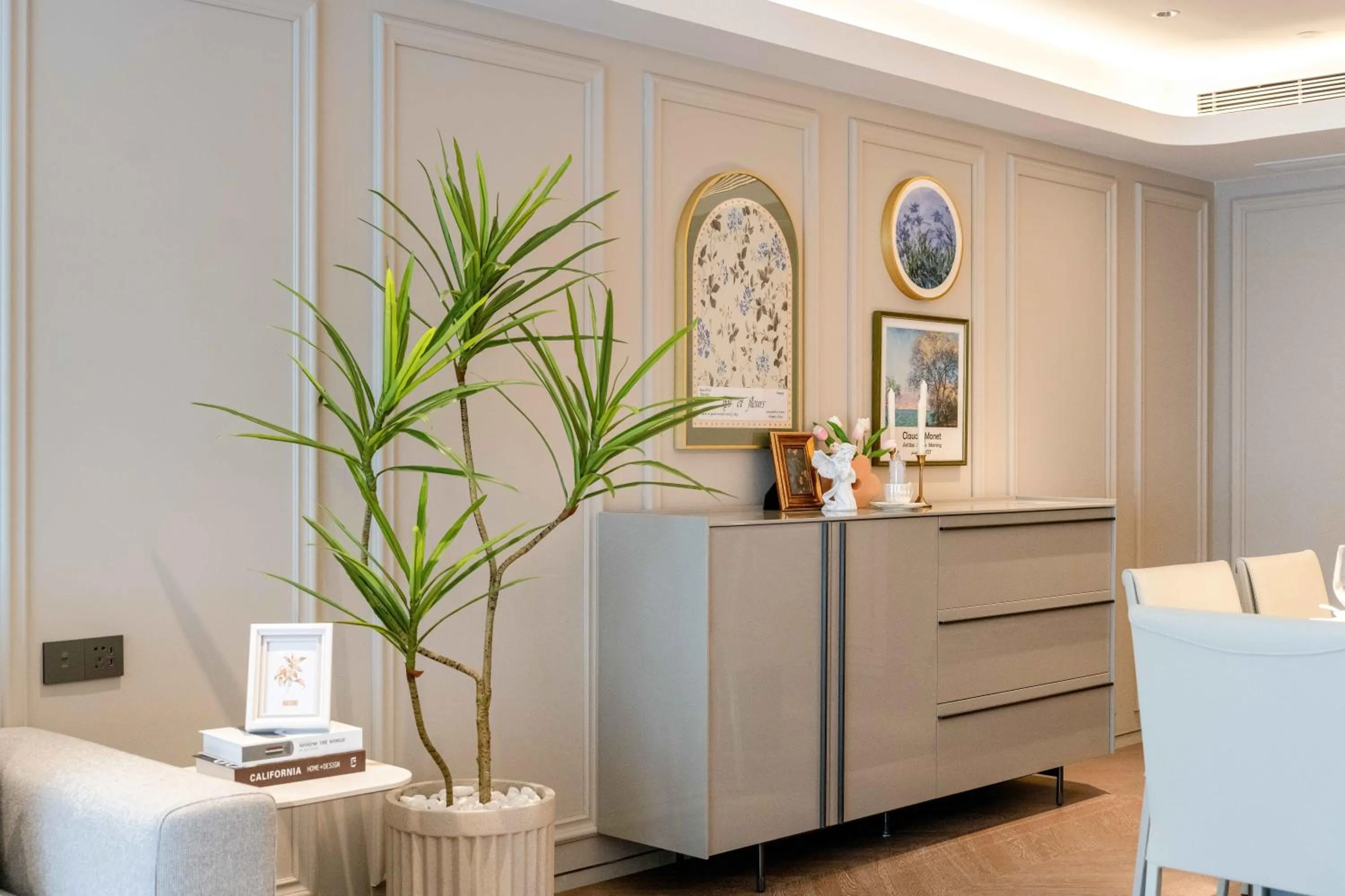 Living room in CM+ Service Apartment Shenzhen Taige