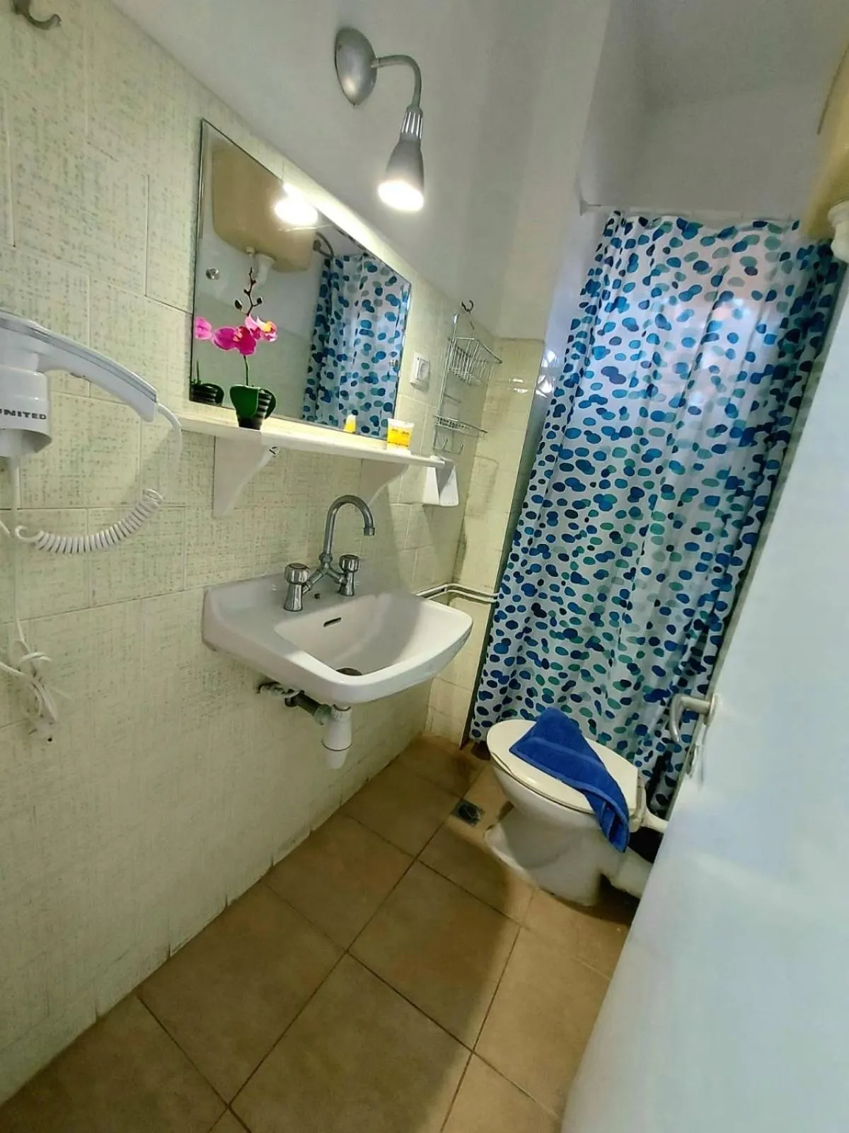 Bathroom in Avra Budget Beach Rooms