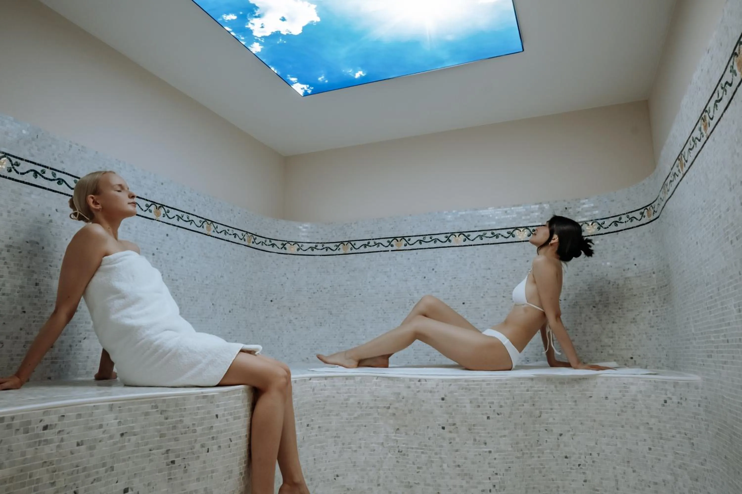 Swimming pool in Arkona Strandhotel