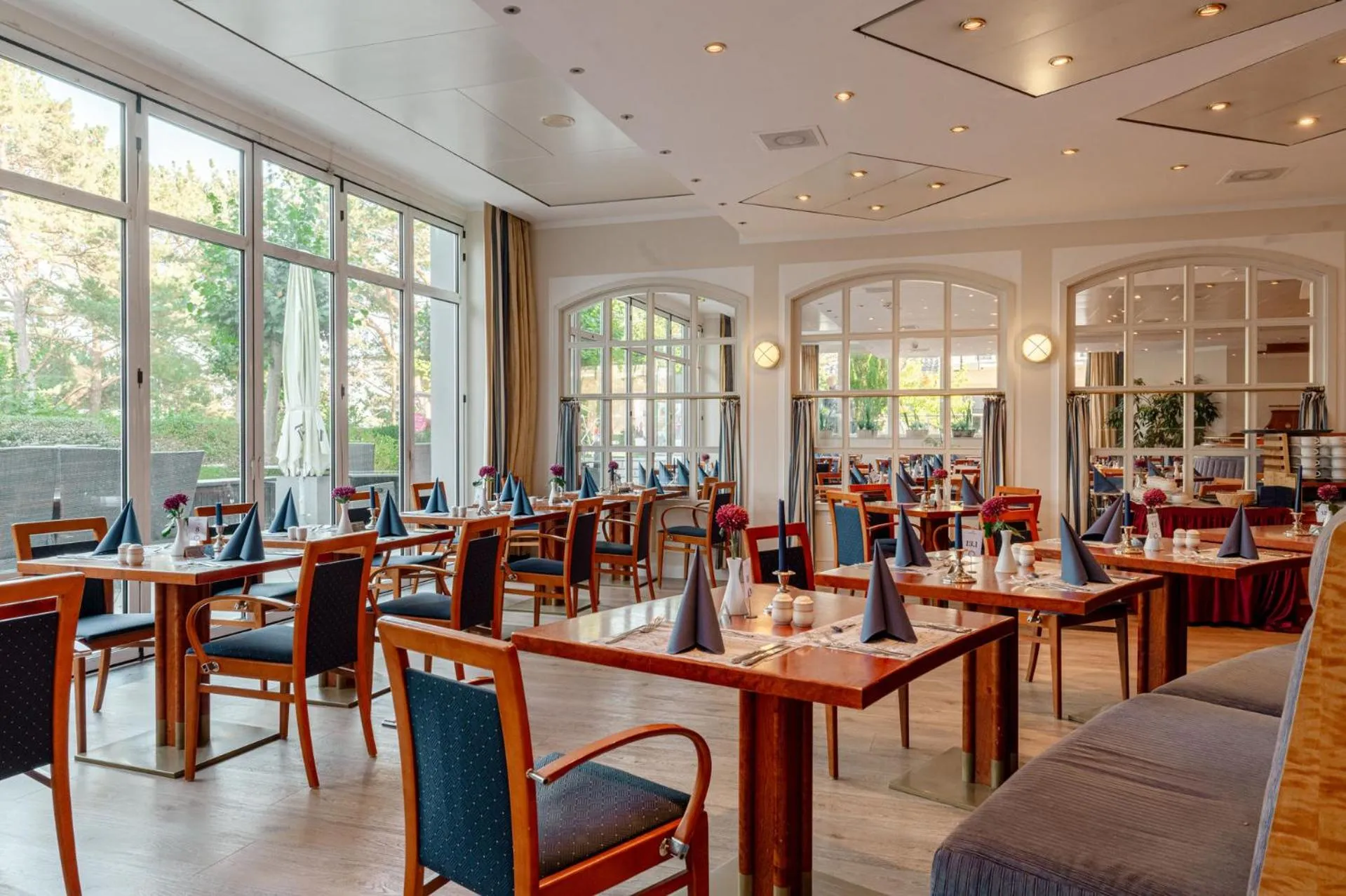 Restaurant/places to eat in Arkona Strandhotel