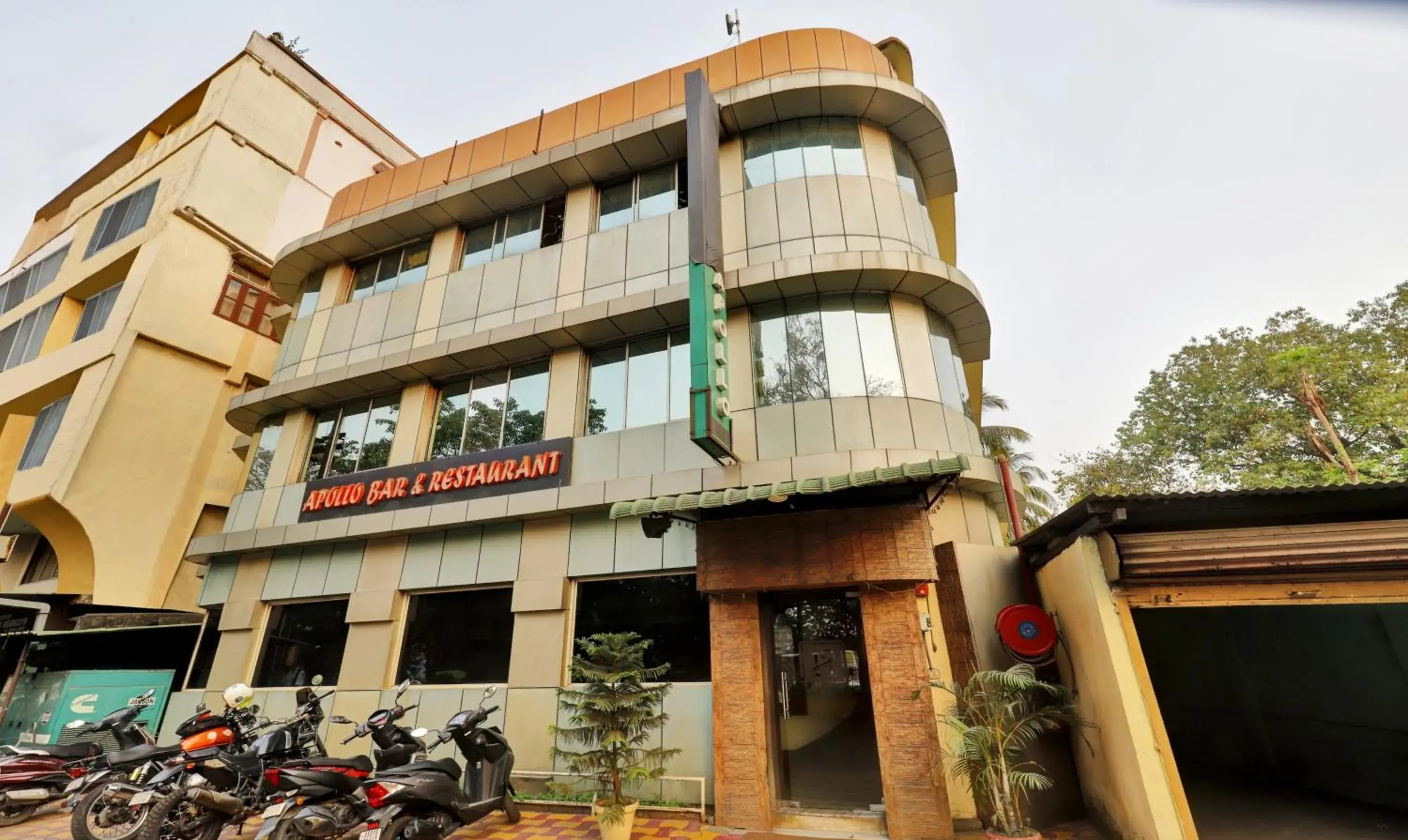 Property building in Treebo Apollo Property building in Treebo Apollo