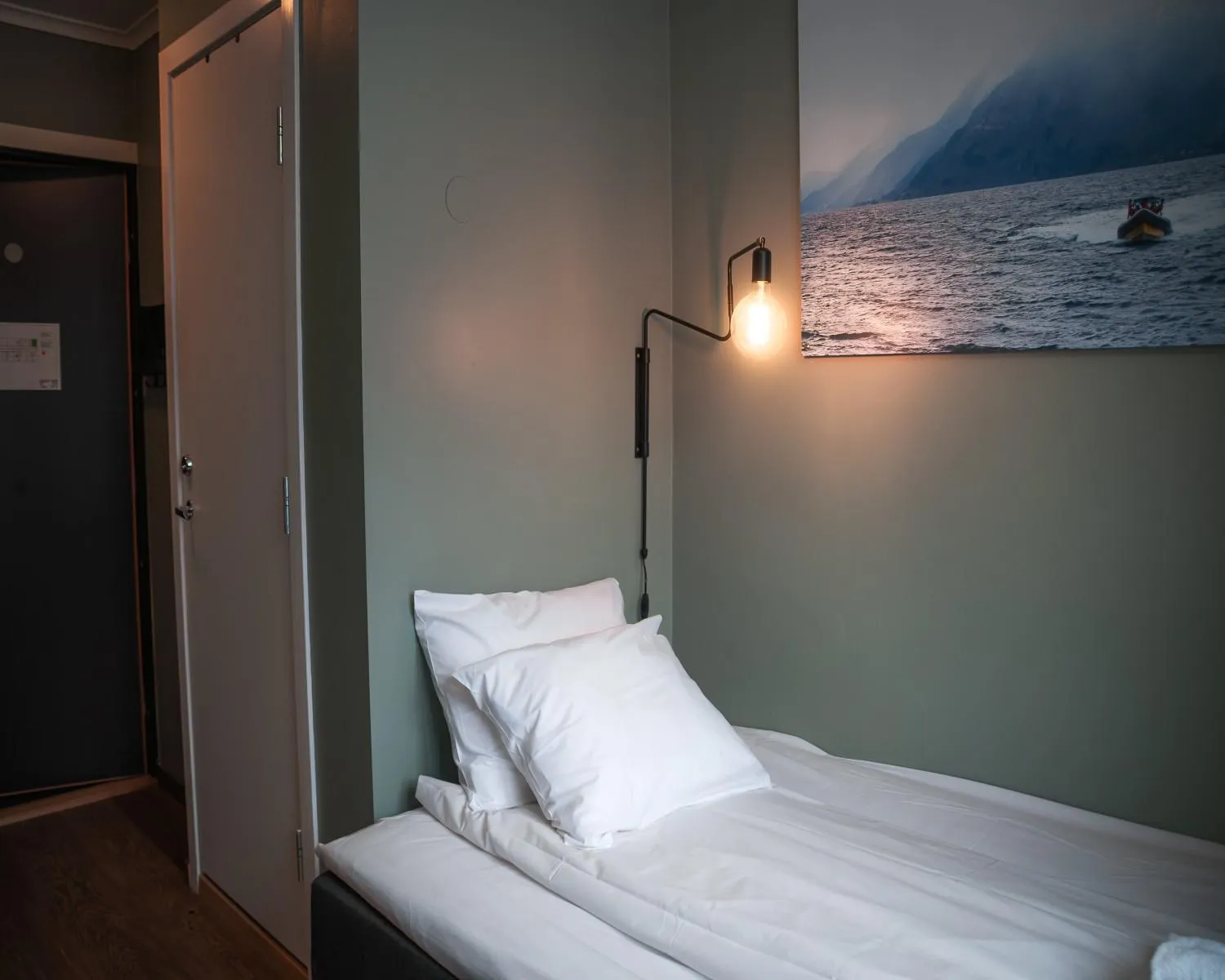 Bed in Trolltunga Hotel
