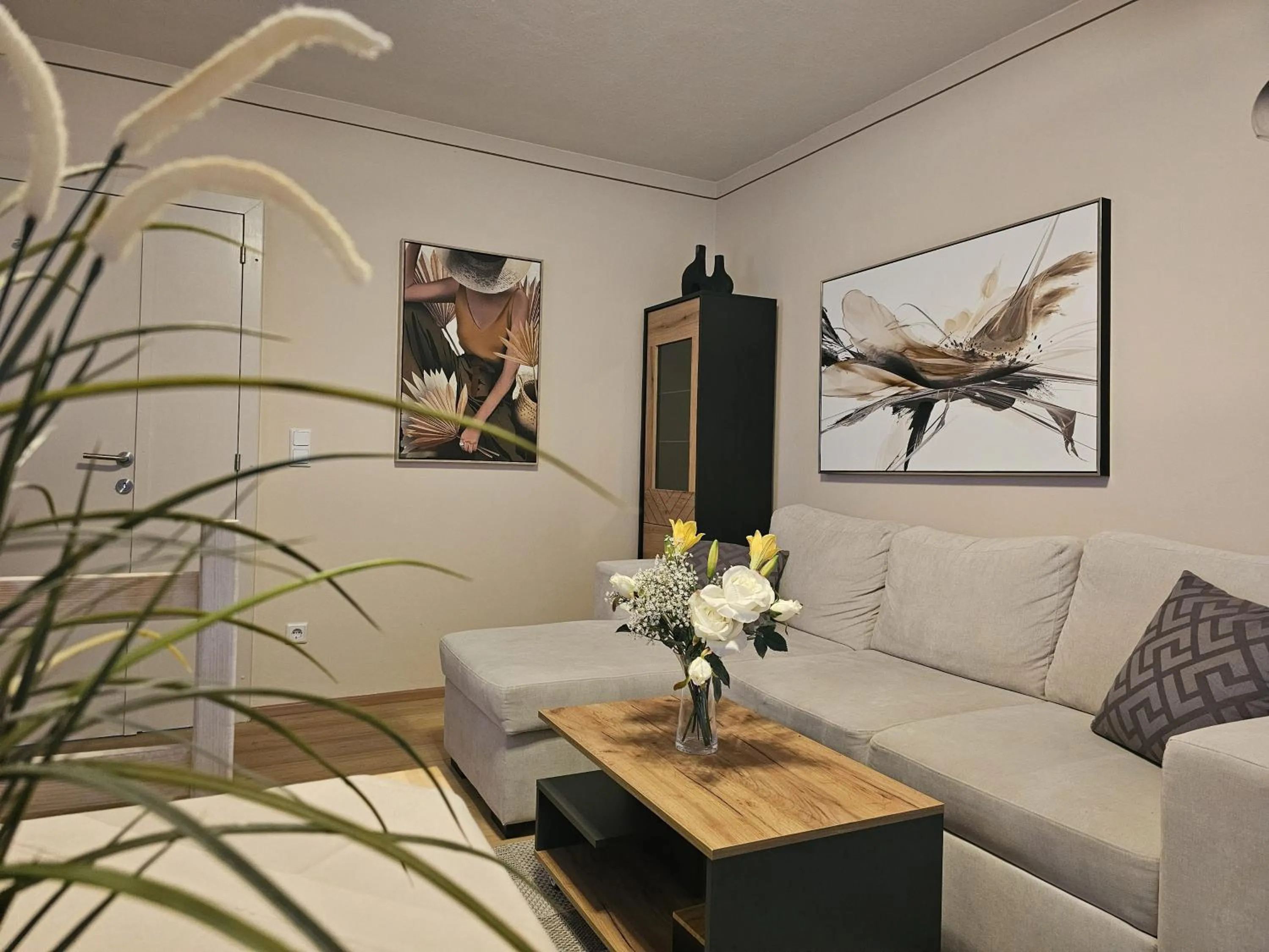 Seating area in Alpenlandhaus Menardi