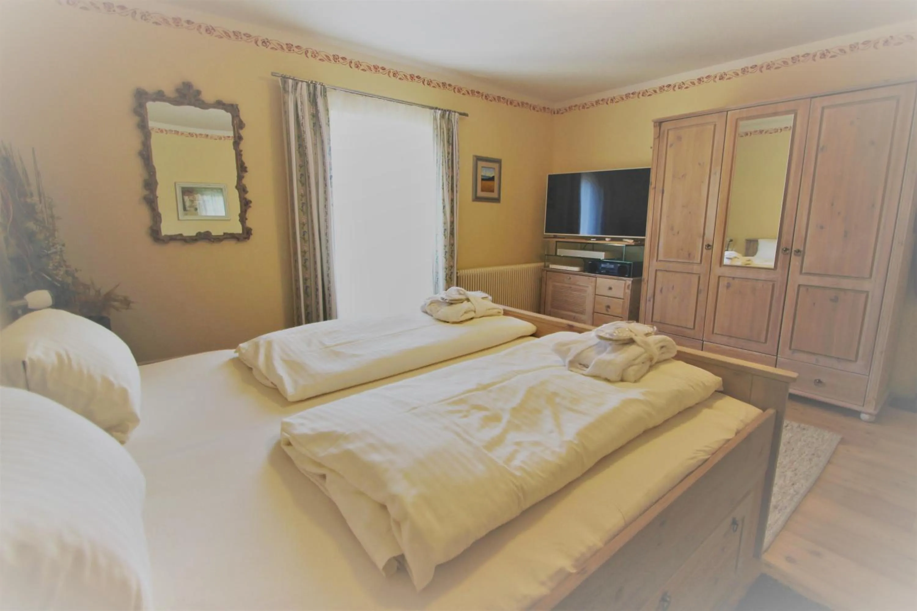 Bedroom, Bed in Alpenlandhaus Menardi